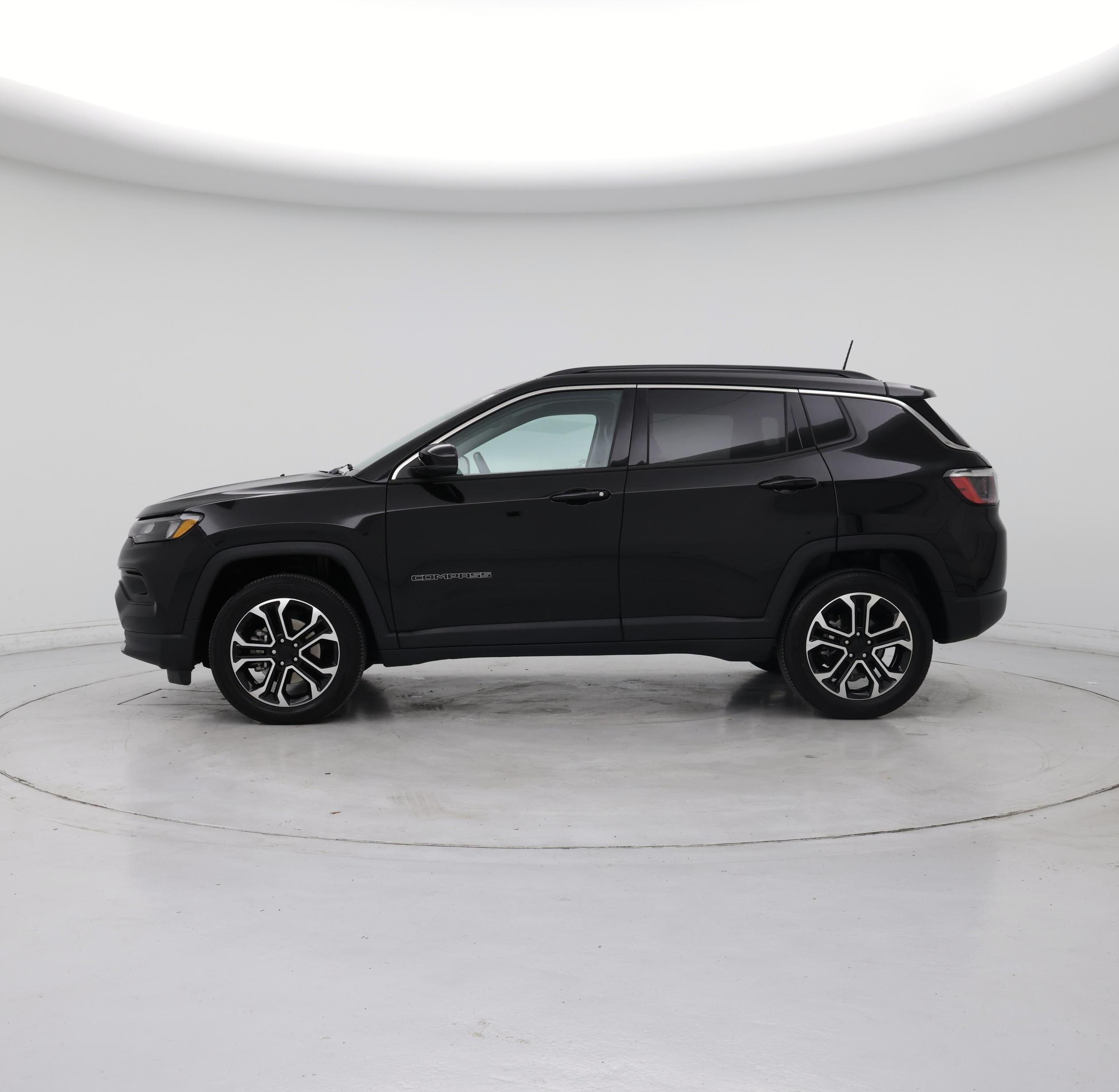 Thumbnail: 2022 Jeep Compass - 3