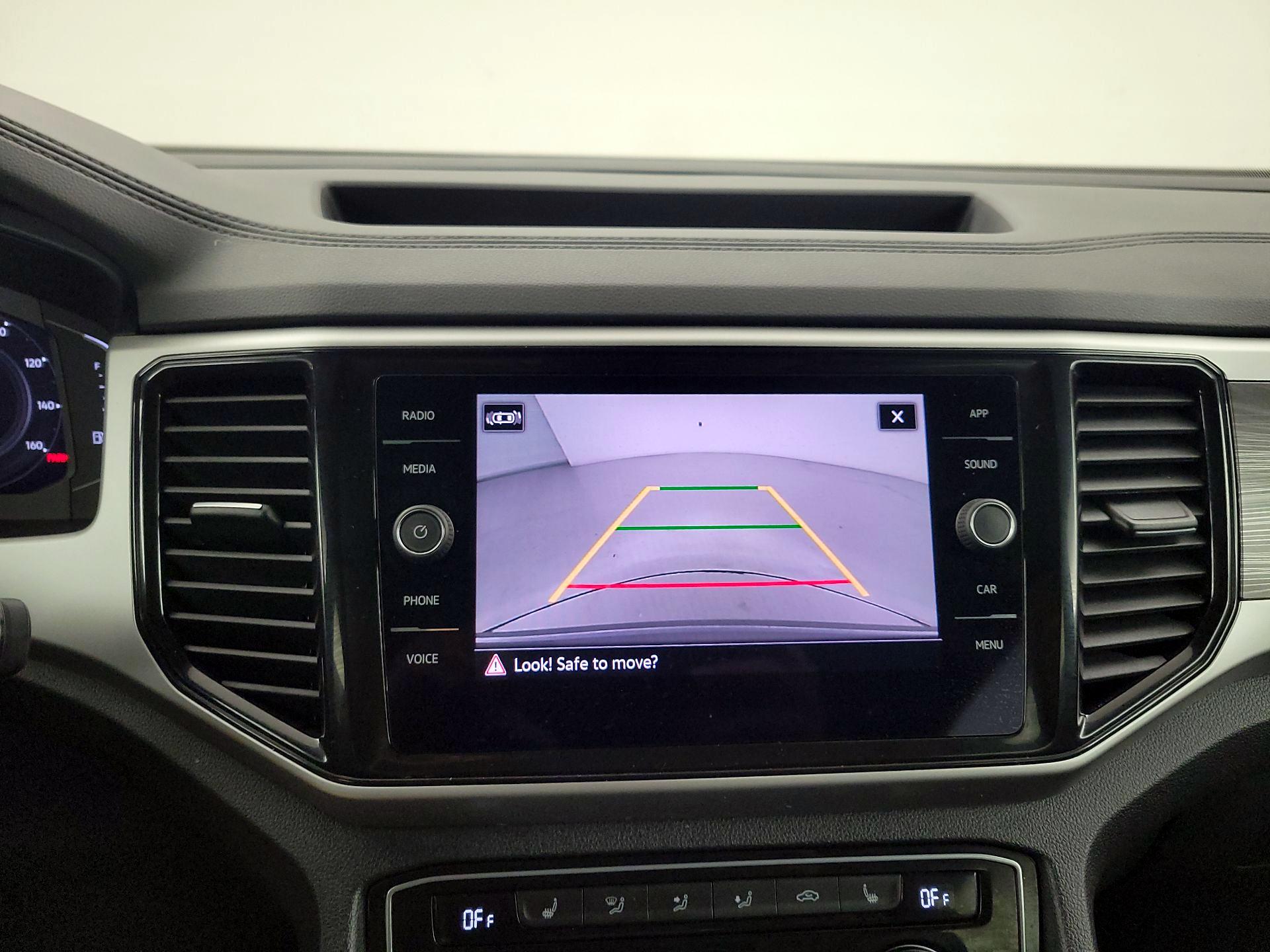 Thumbnail: 2022 Volkswagen Atlas - 14