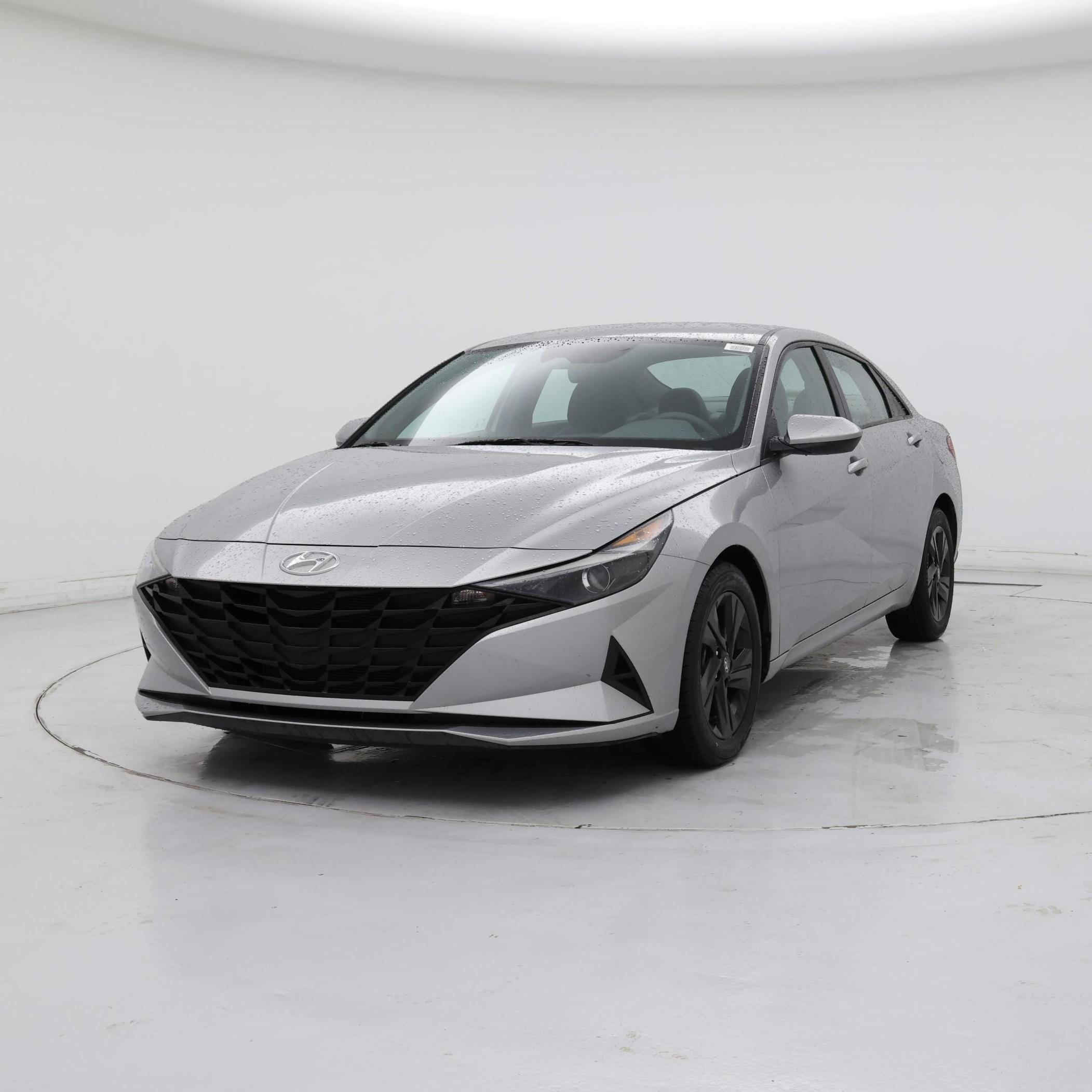 Thumbnail: 2022 Hyundai Elantra - 4