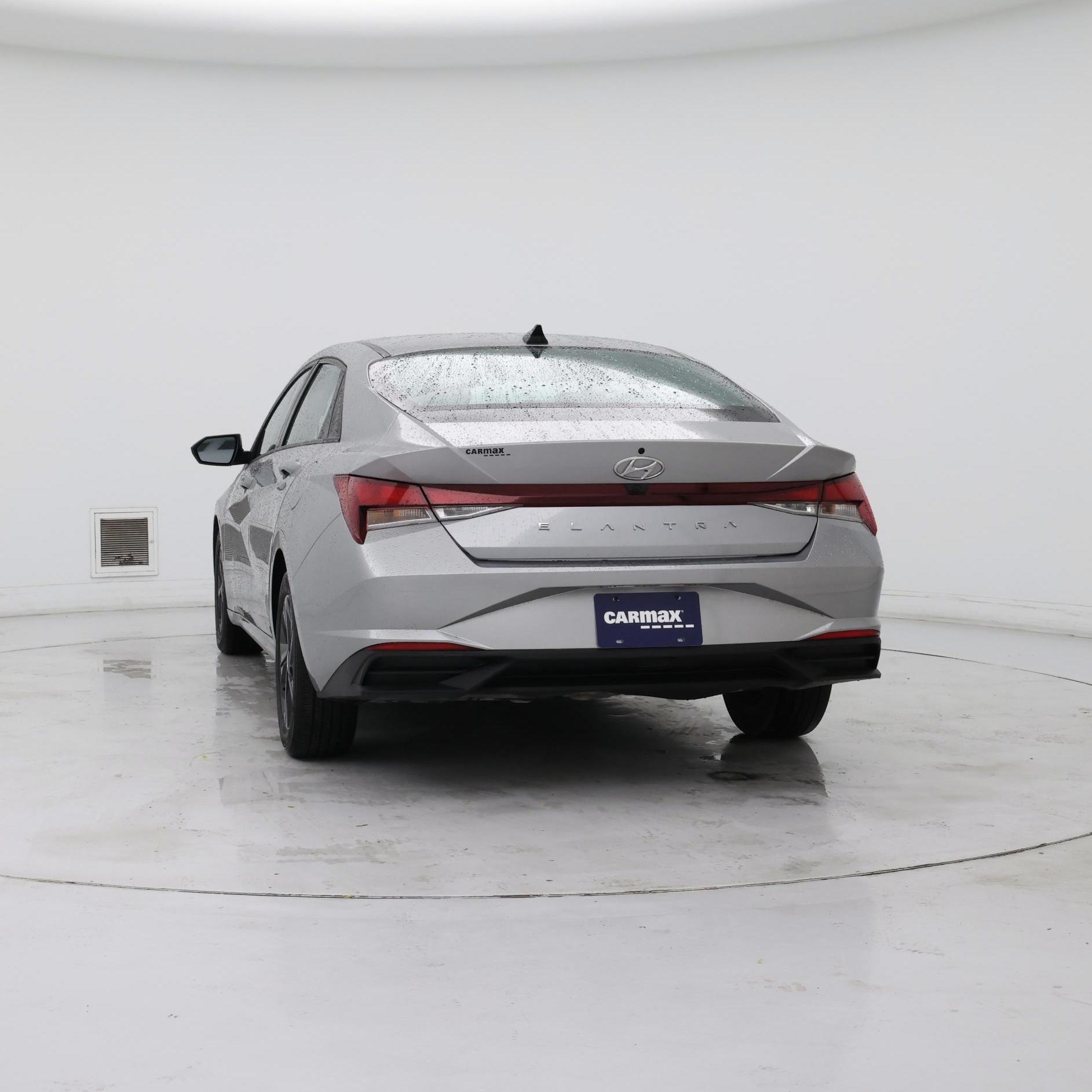 Thumbnail: 2022 Hyundai Elantra - 6