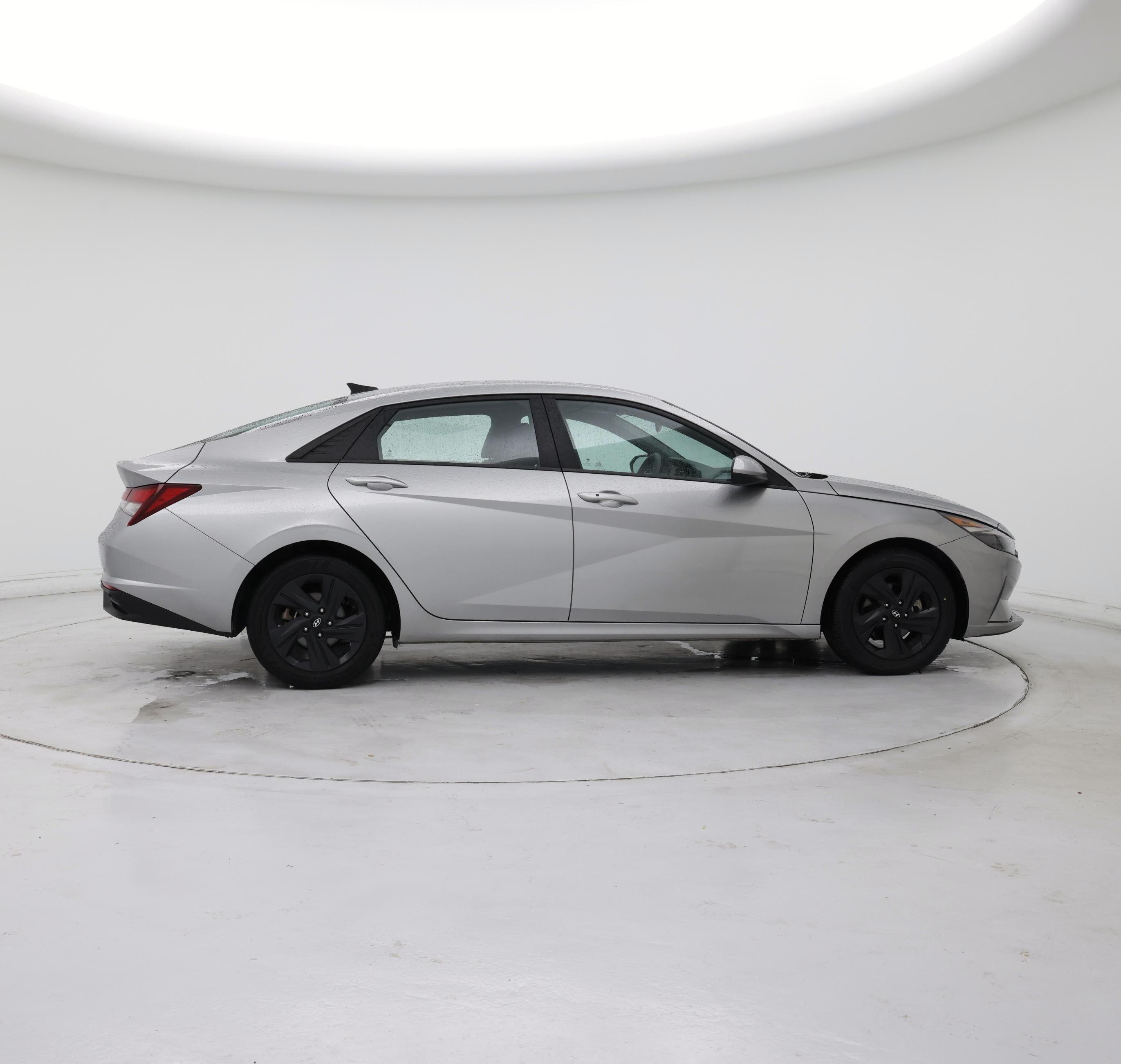 Thumbnail: 2022 Hyundai Elantra - 7