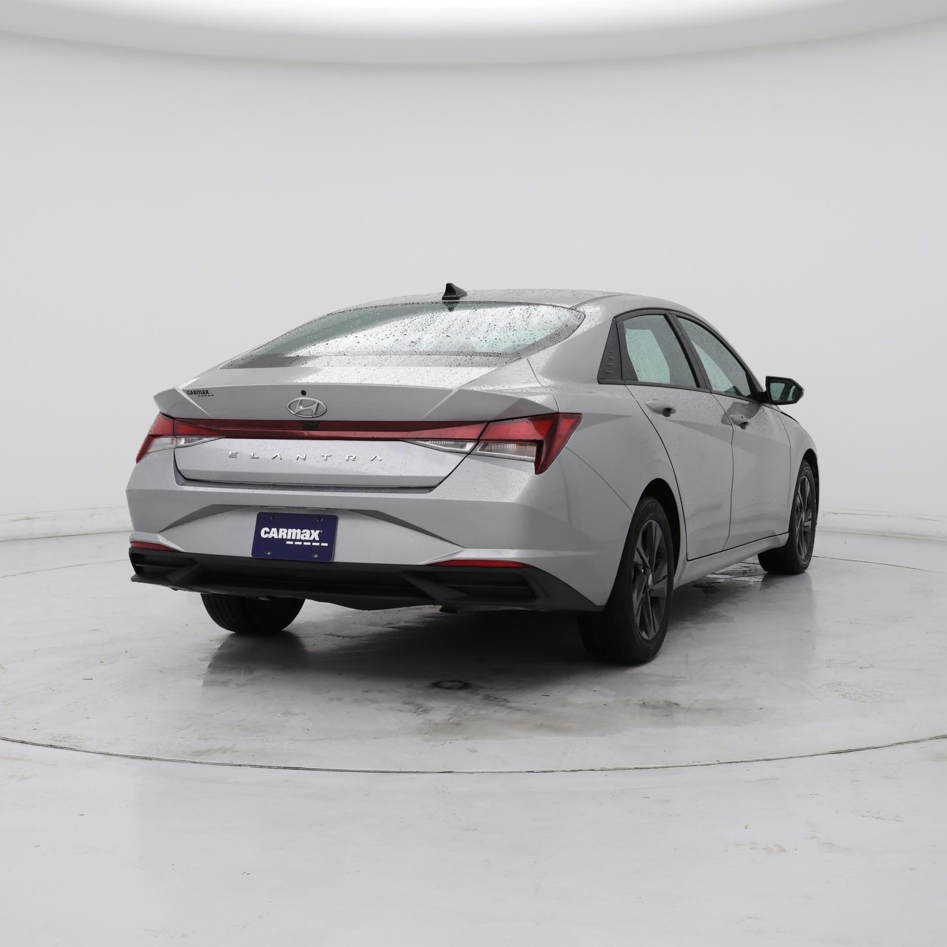 Thumbnail: 2022 Hyundai Elantra - 8