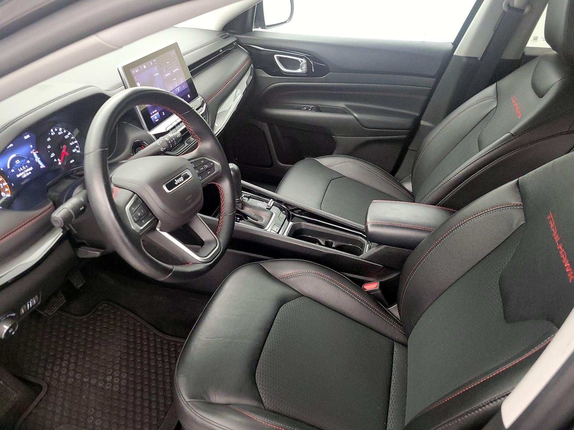 Thumbnail: 2022 Jeep Compass - 11