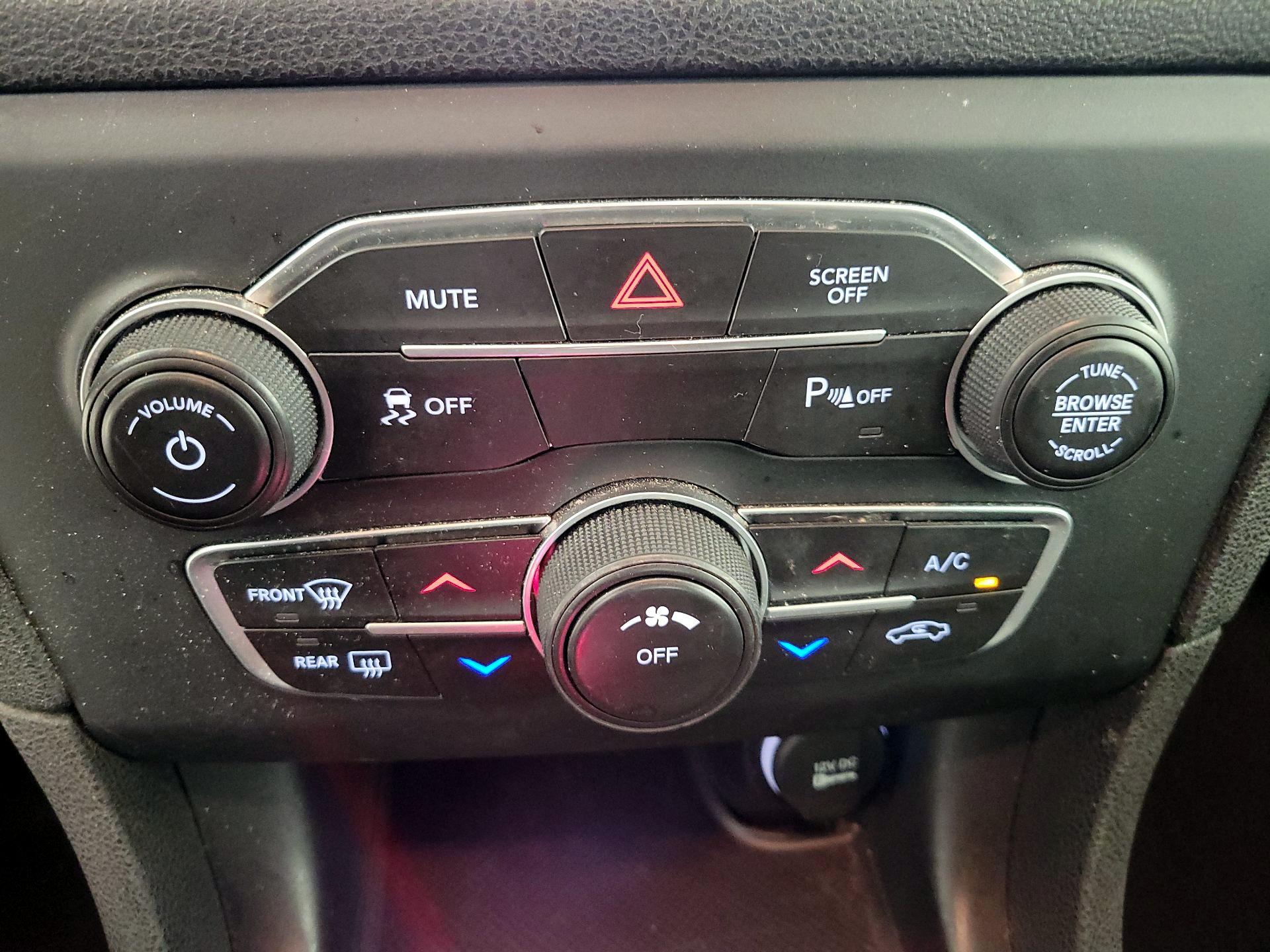 Thumbnail: 2023 Dodge Charger - 16