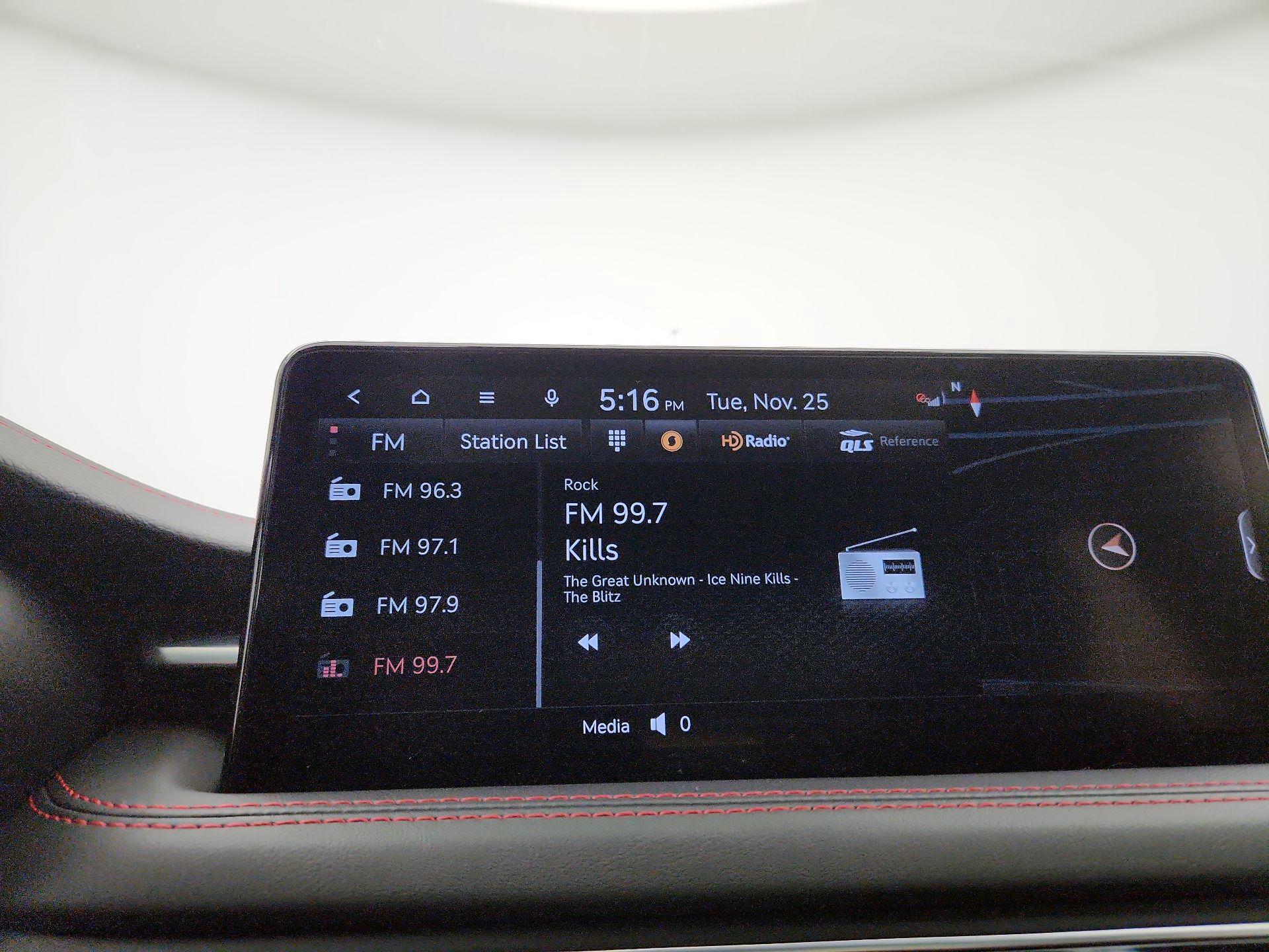 Thumbnail: 2023 Genesis G70 - 16