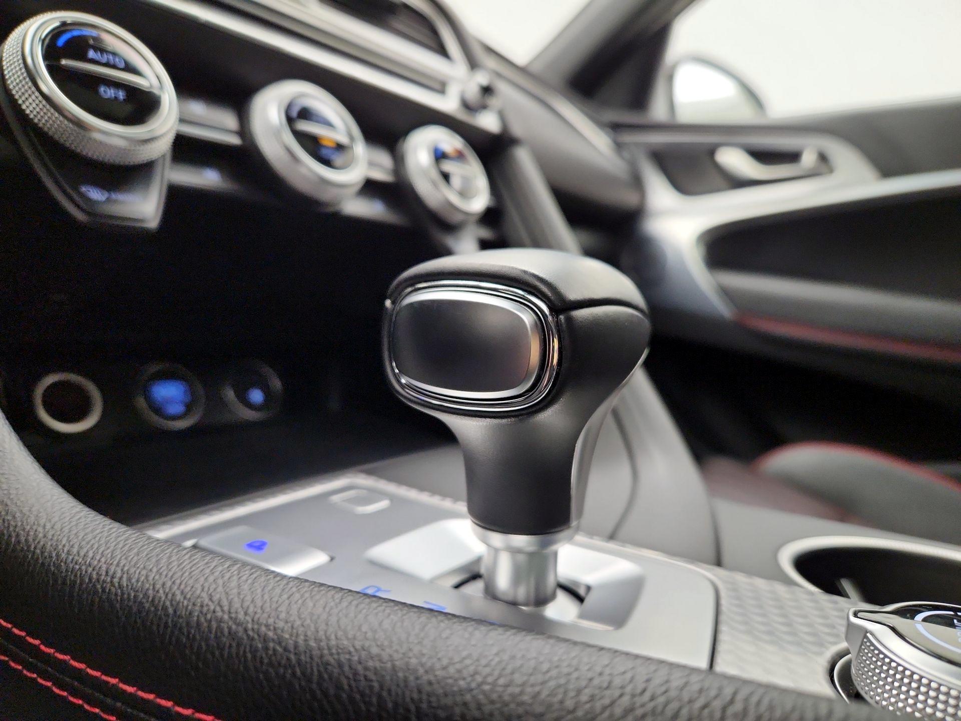 Thumbnail: 2023 Genesis G70 - 18