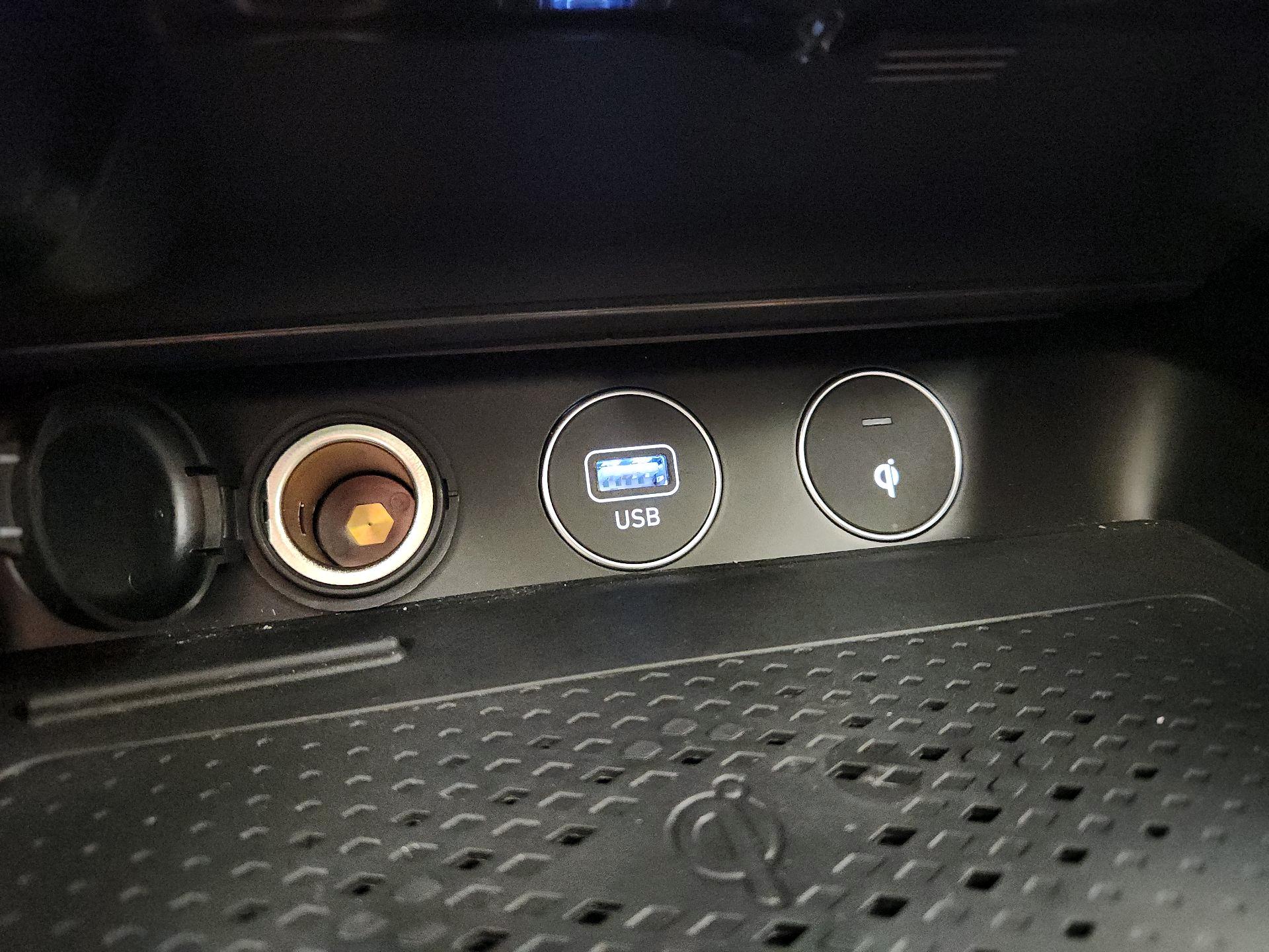 Thumbnail: 2023 Genesis G70 - 19