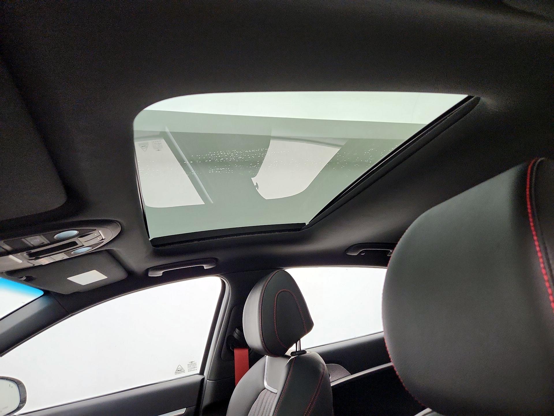 Thumbnail: 2023 Genesis G70 - 20