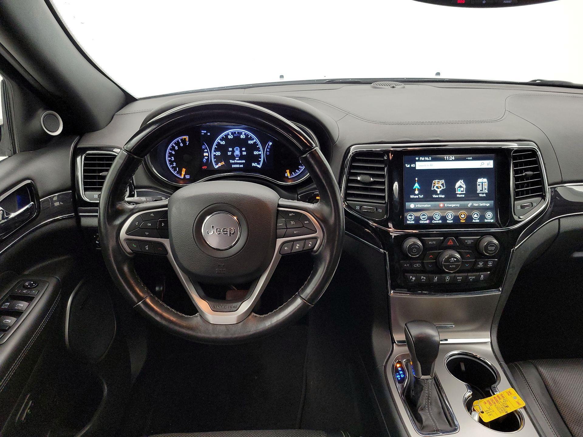 Thumbnail: 2020 Jeep Grand Cherokee - 10