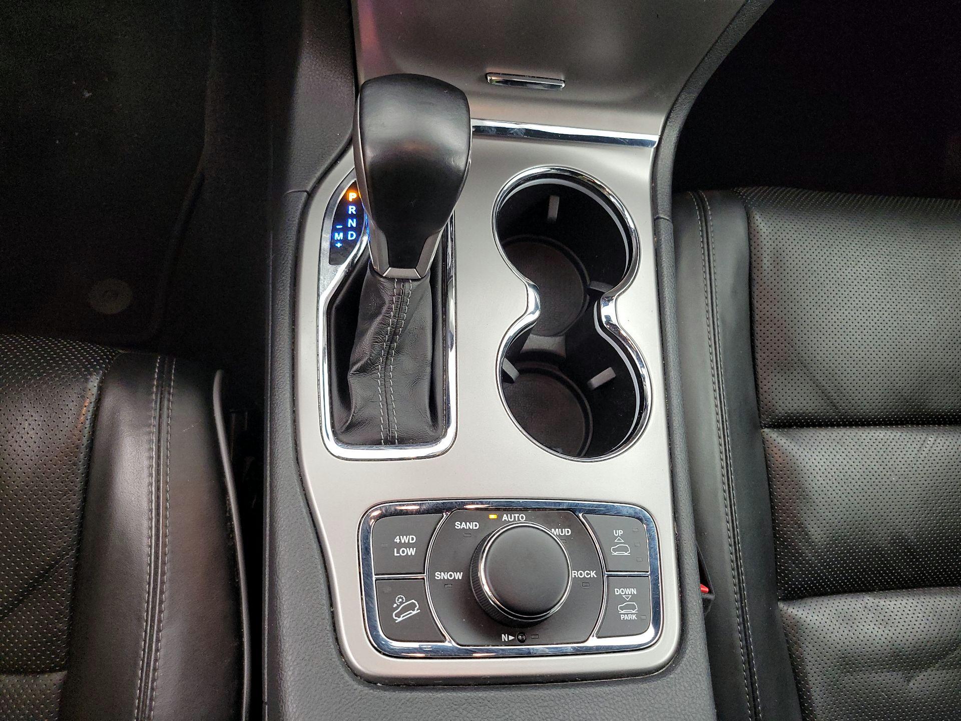 Thumbnail: 2020 Jeep Grand Cherokee - 18