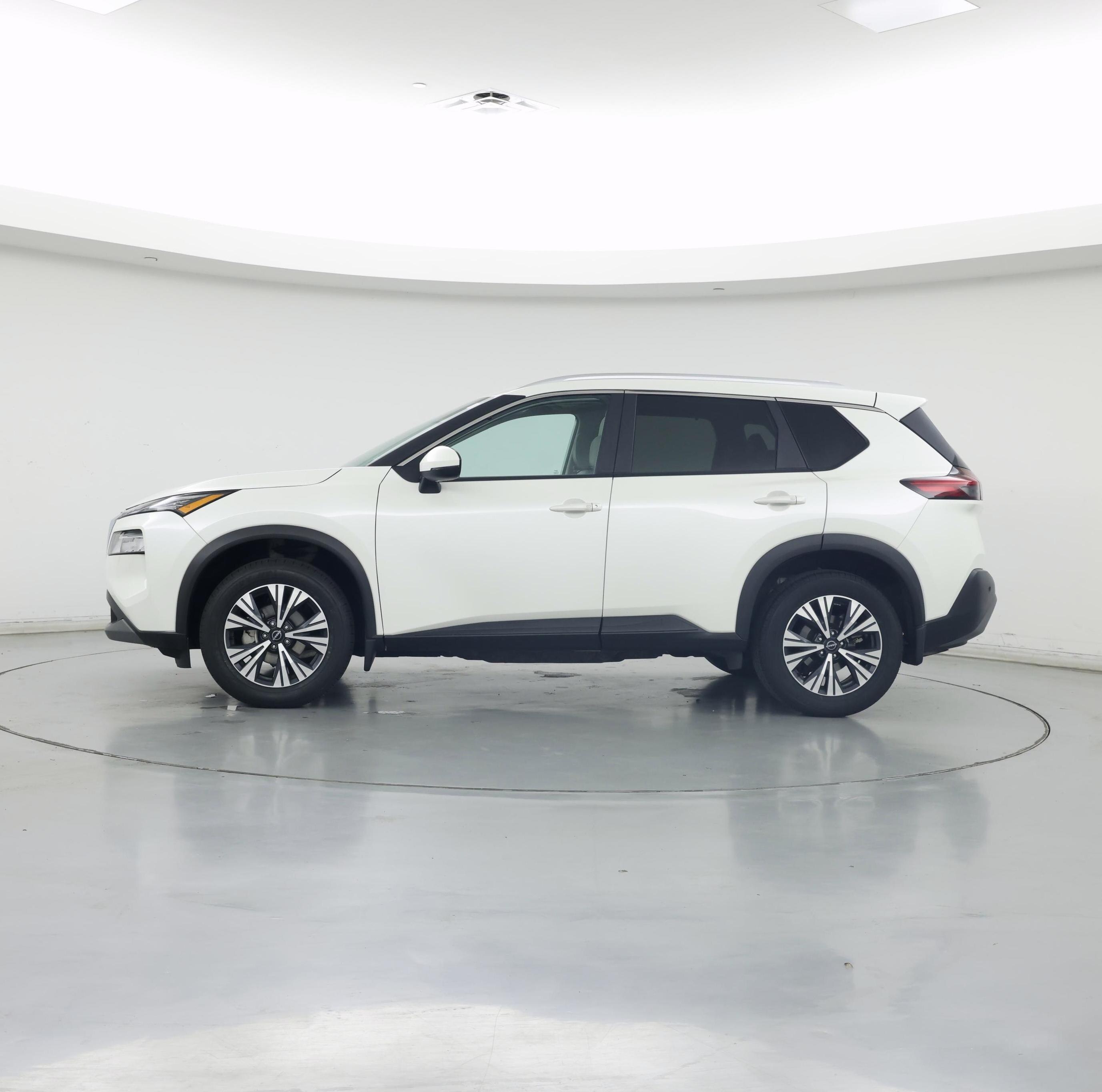 Thumbnail: 2023 Nissan Rogue - 3