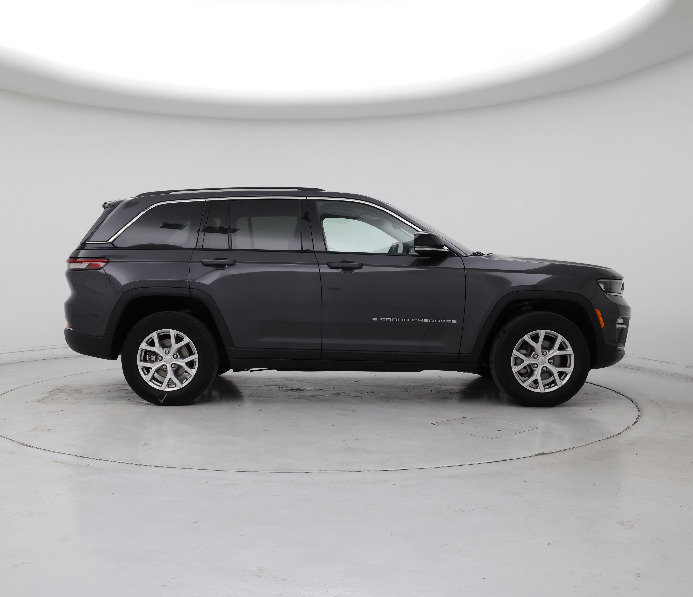 Thumbnail: 2022 Jeep Grand Cherokee - 7