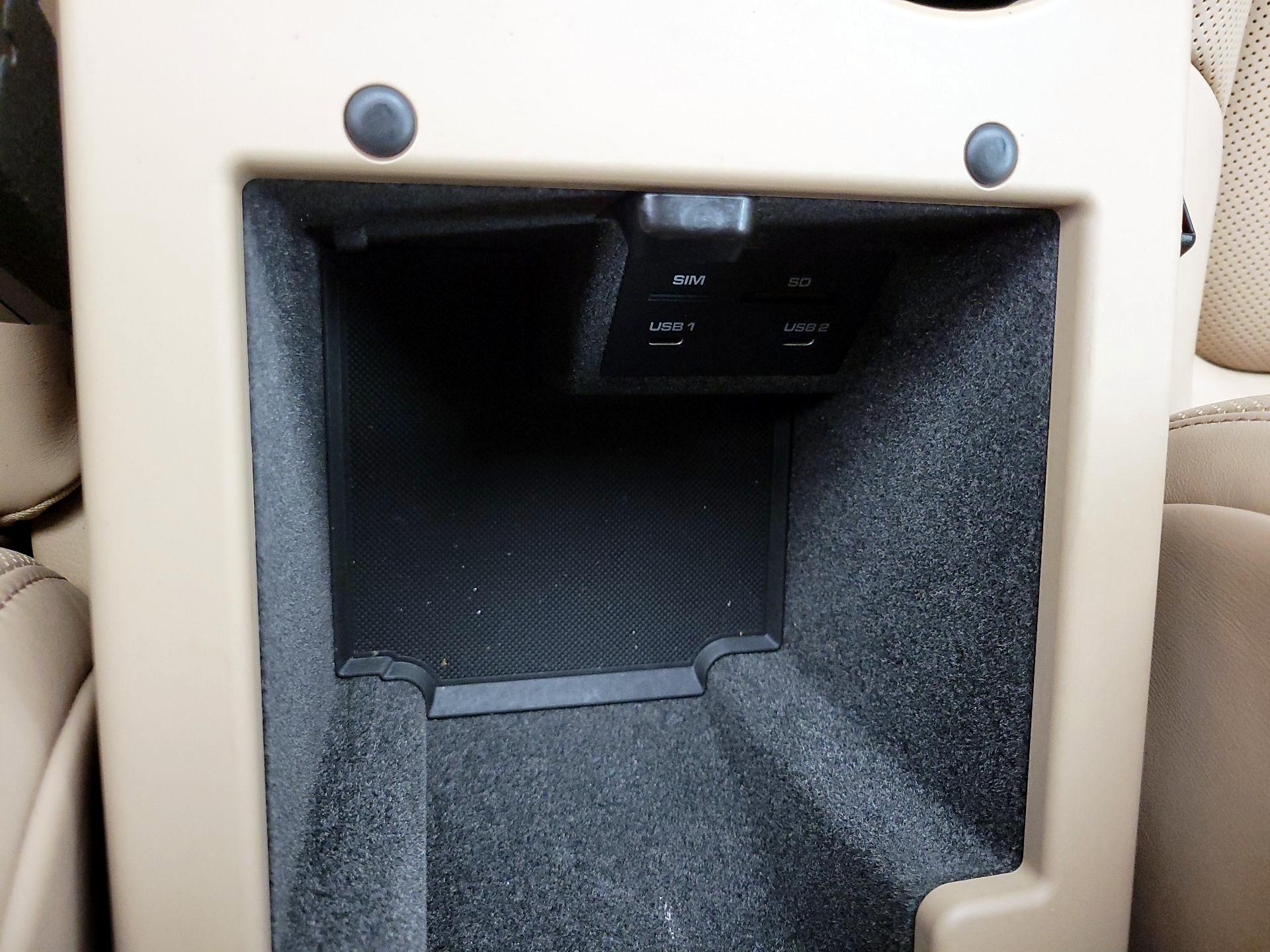 Thumbnail: 2023 Porsche Macan - 19