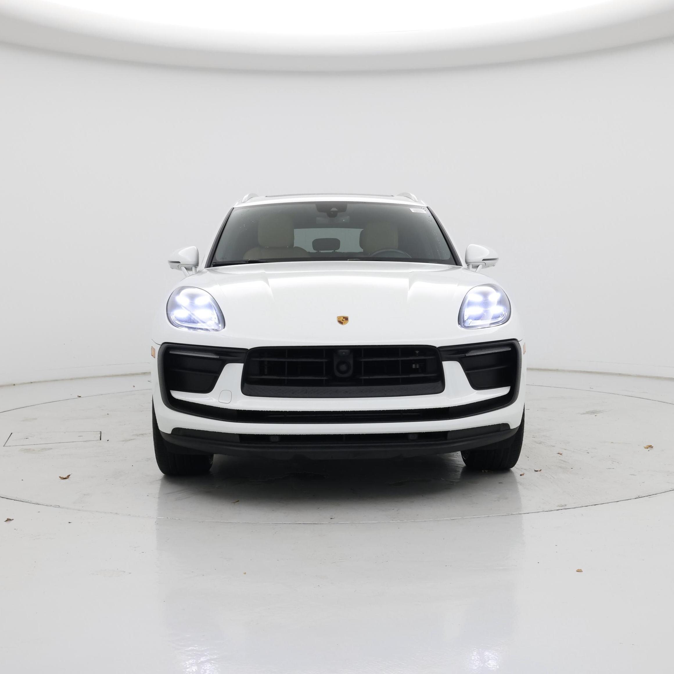 Thumbnail: 2023 Porsche Macan - 5