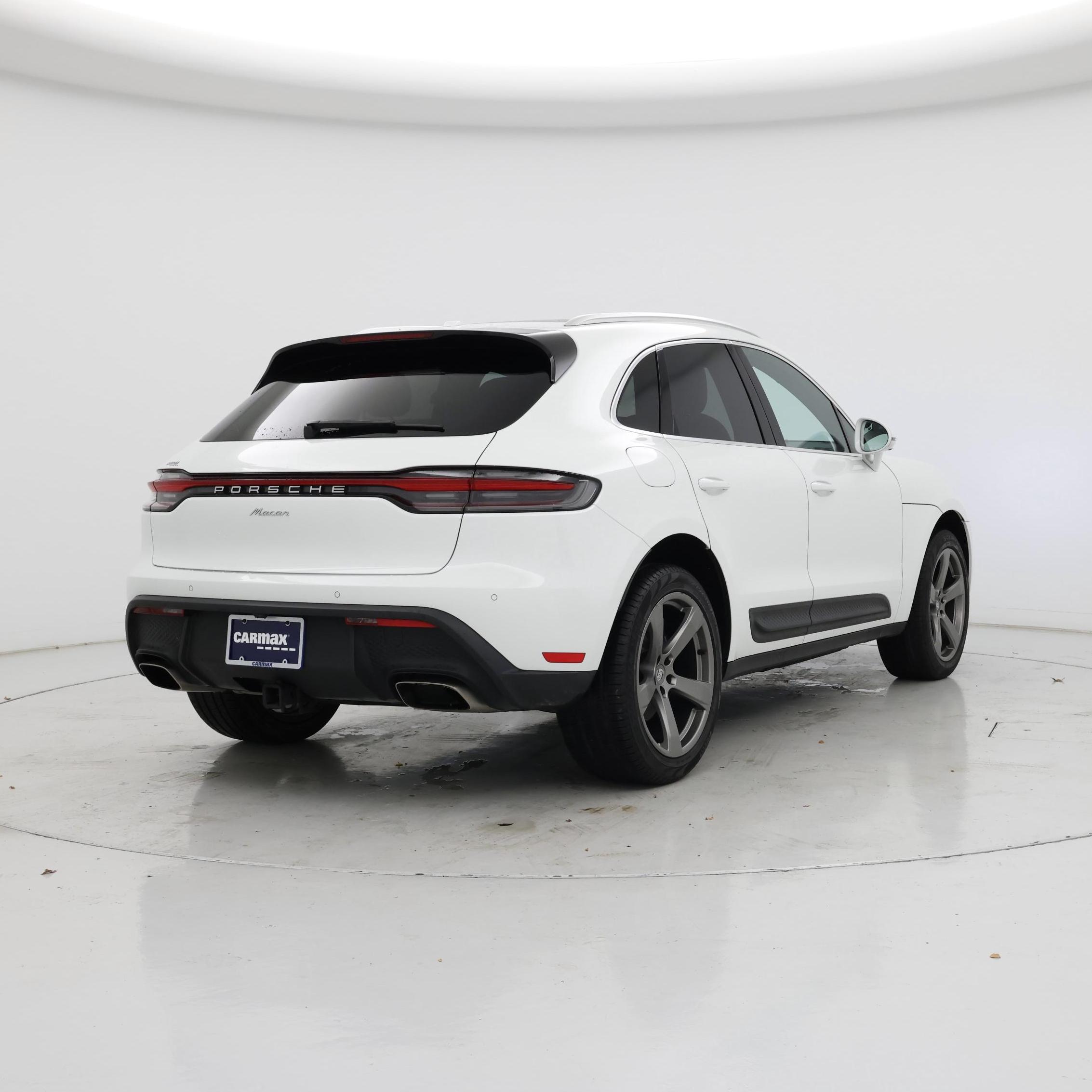 Thumbnail: 2023 Porsche Macan - 8