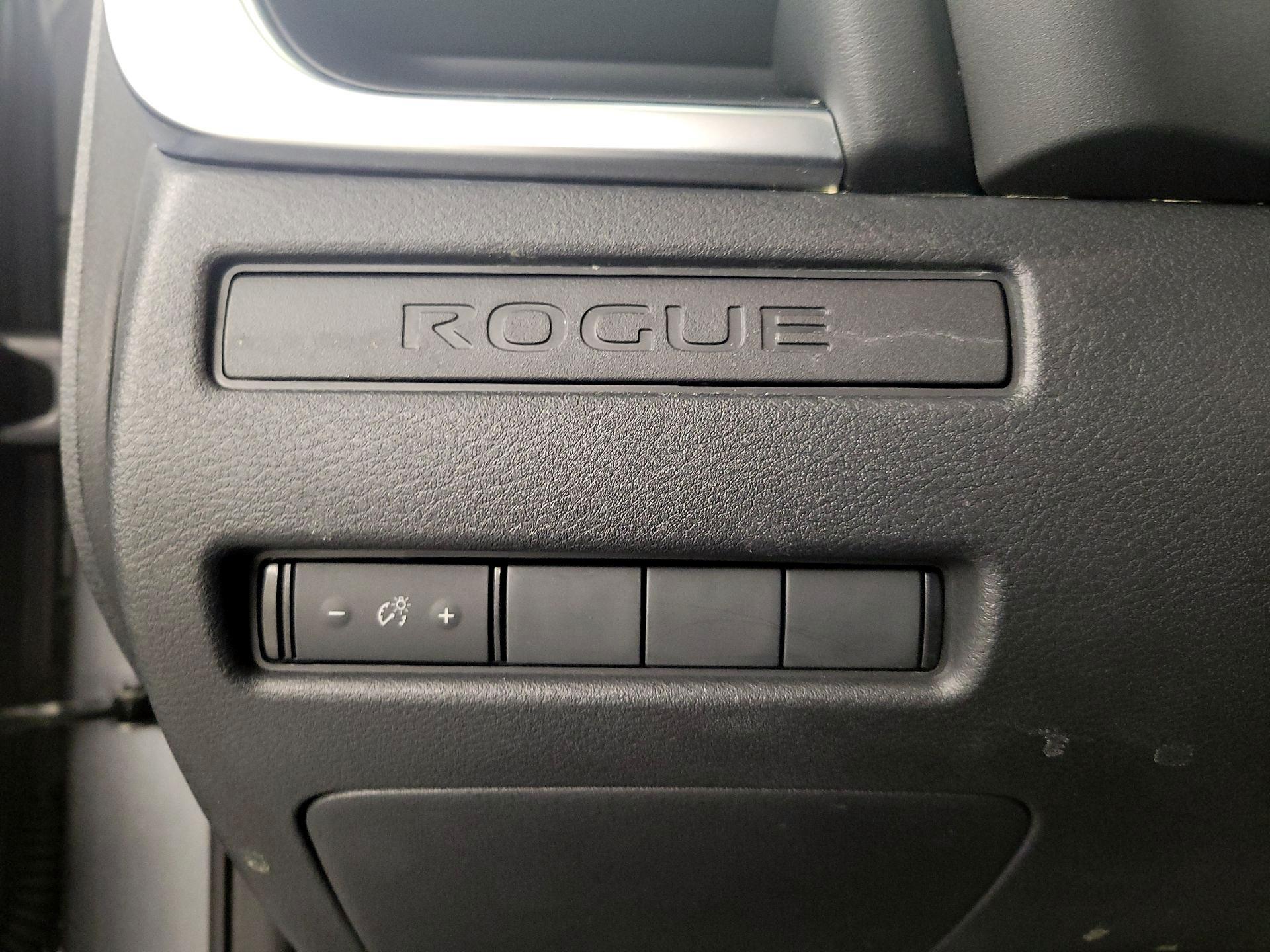 Thumbnail: 2023 Nissan Rogue - 13