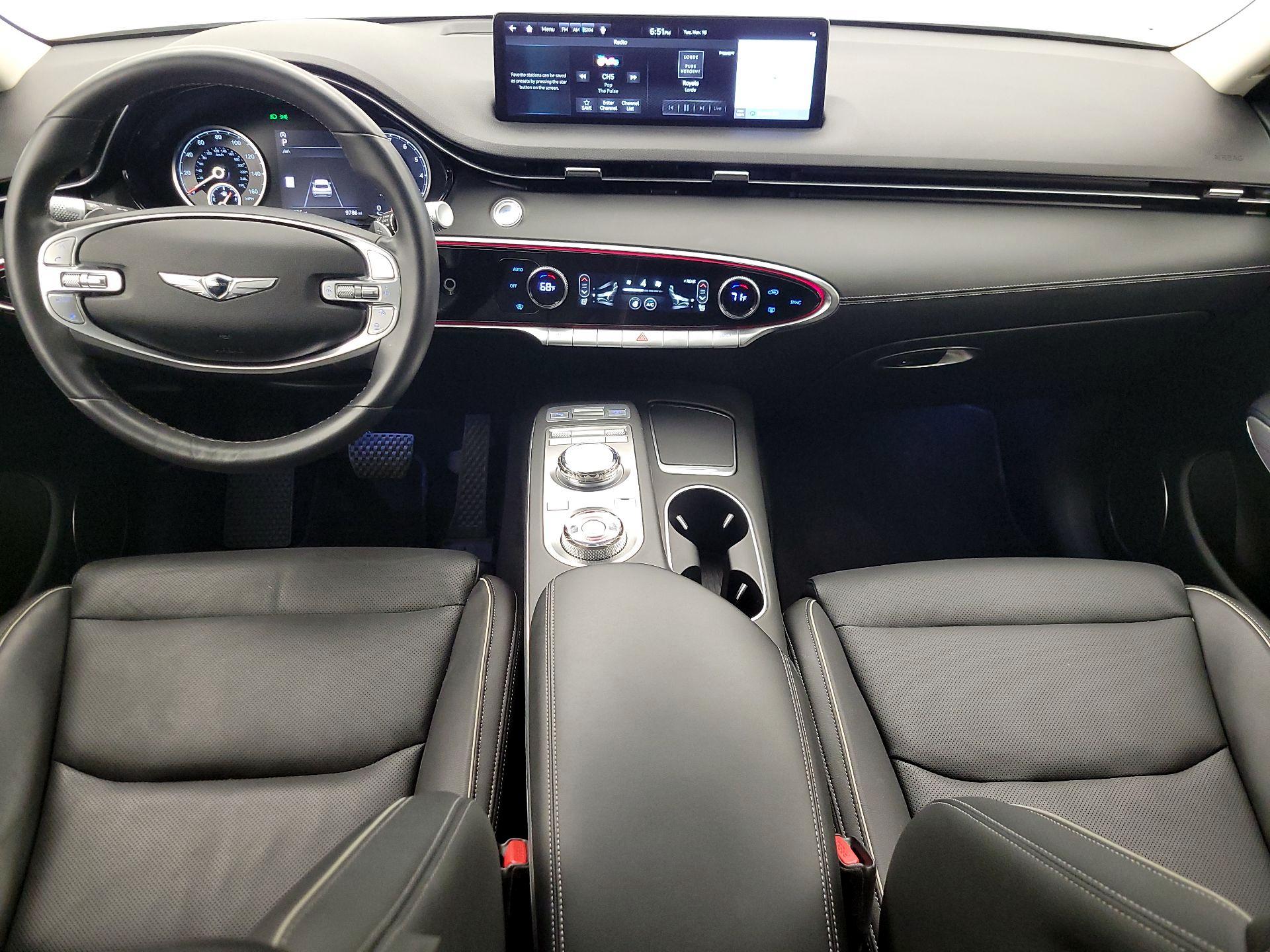 Thumbnail: 2024 Genesis GV70 - 9