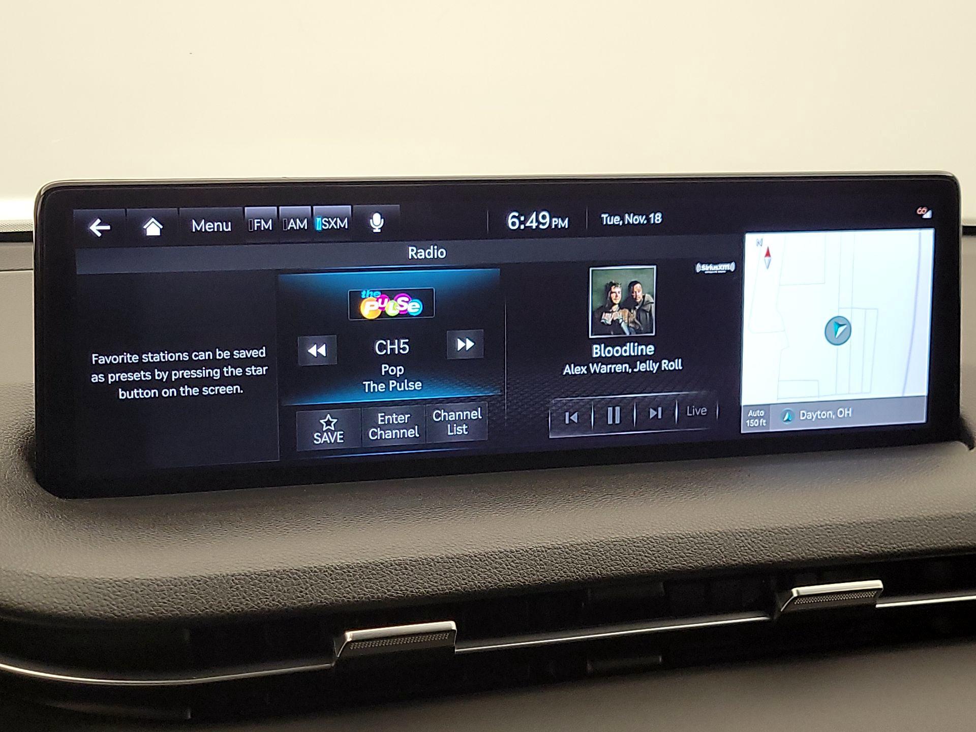 Thumbnail: 2024 Genesis GV70 - 16