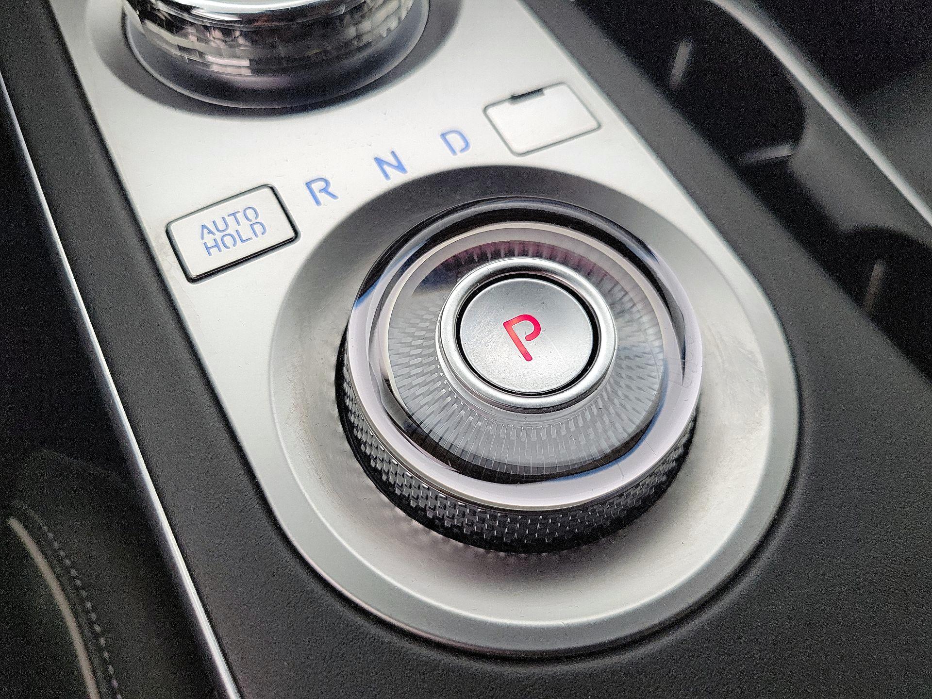 Thumbnail: 2024 Genesis GV70 - 18