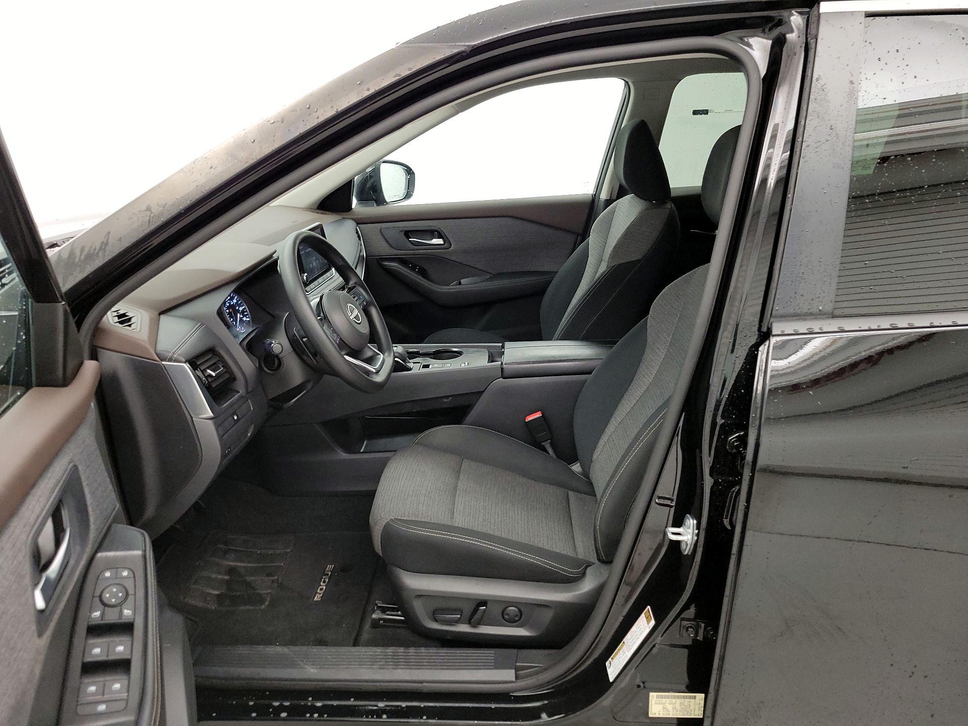 Thumbnail: 2022 Nissan Rogue - 11