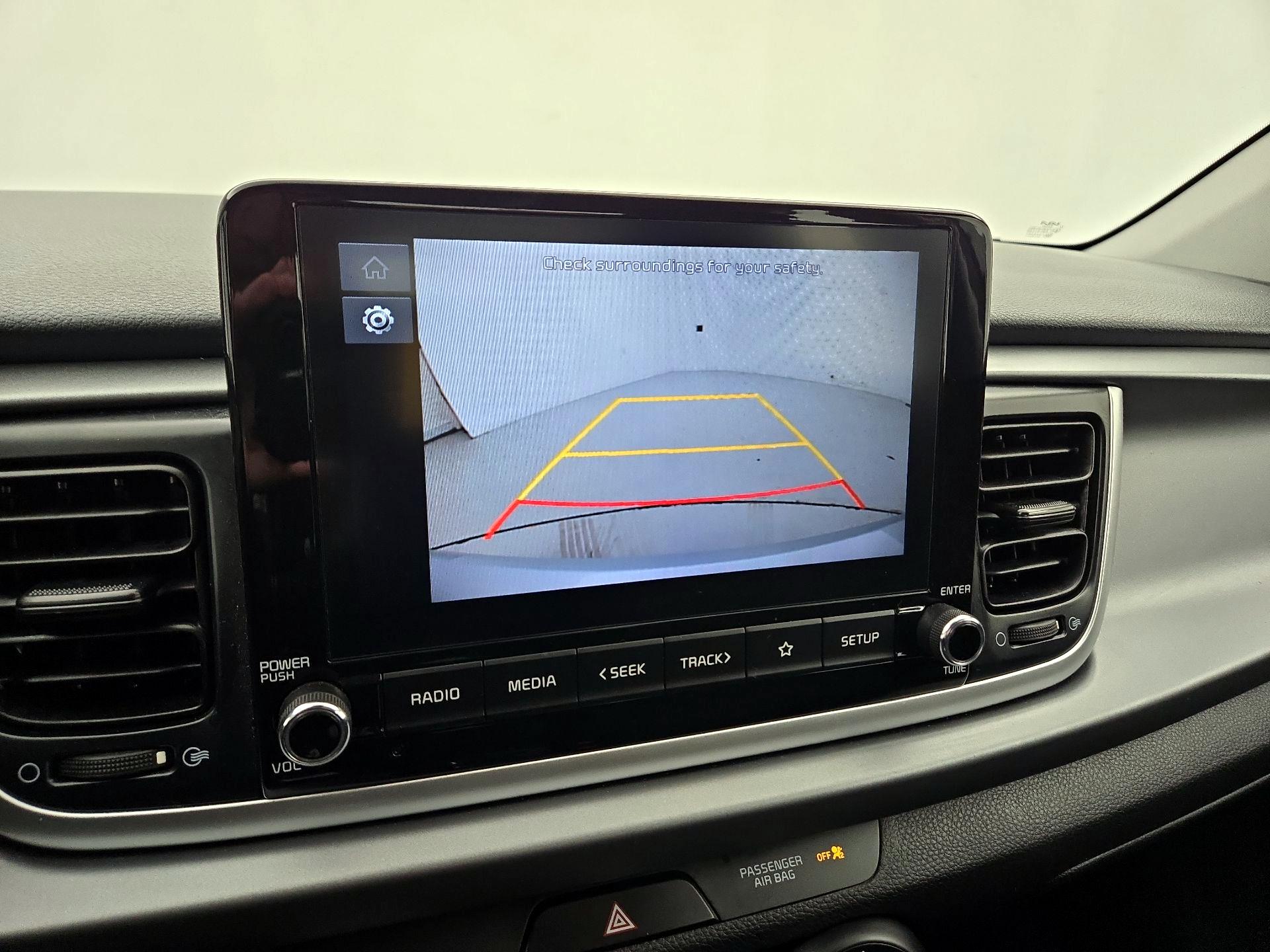 Thumbnail: 2022 Kia Rio - 14