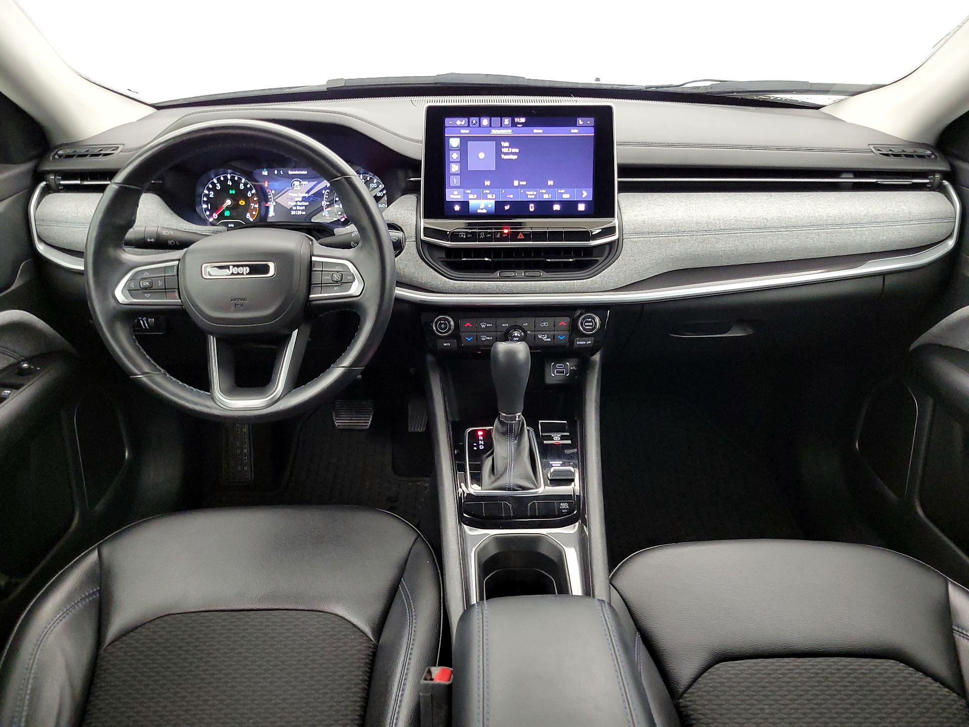 Thumbnail: 2022 Jeep Compass - 9