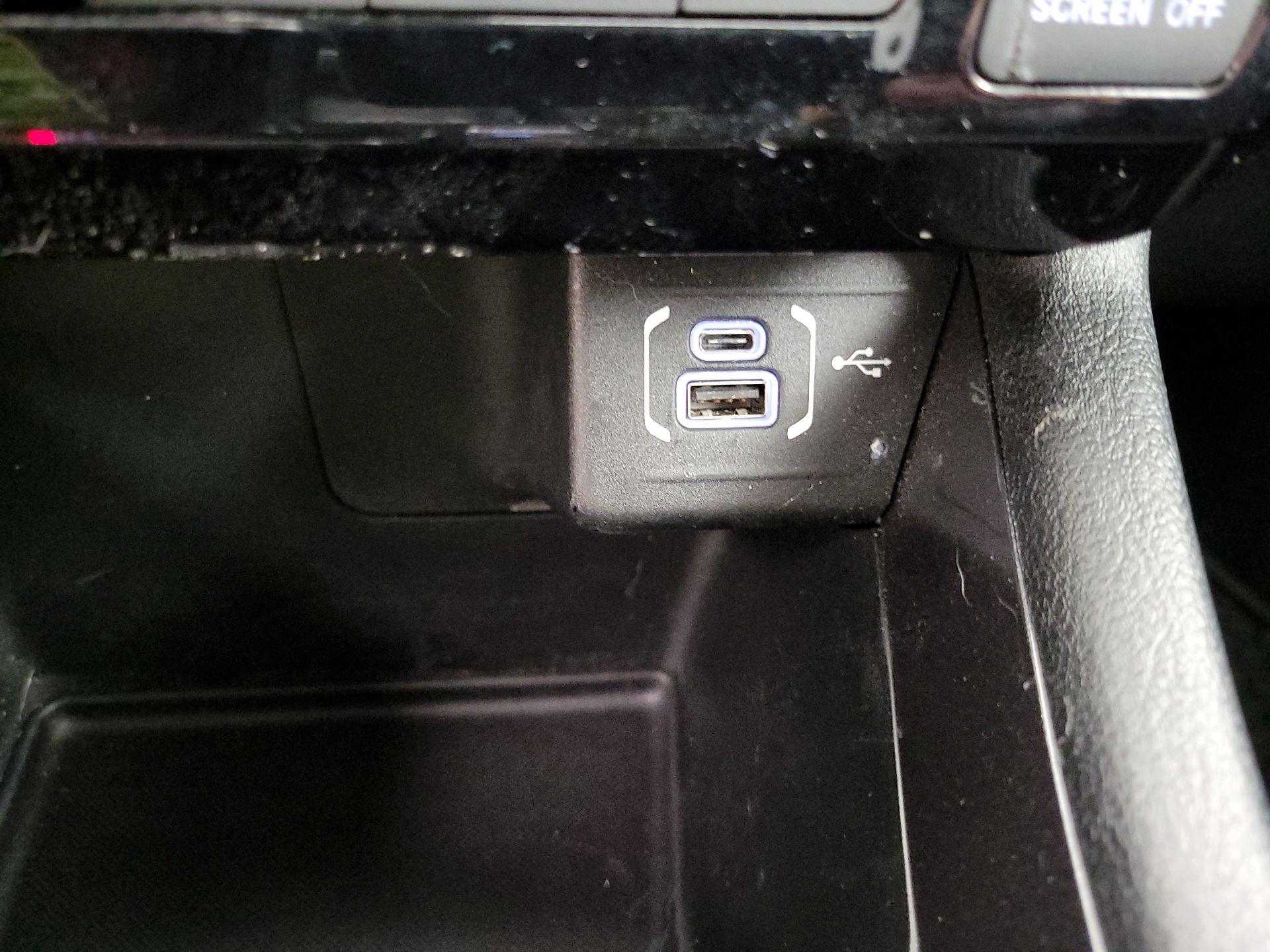 Thumbnail: 2022 Jeep Compass - 18