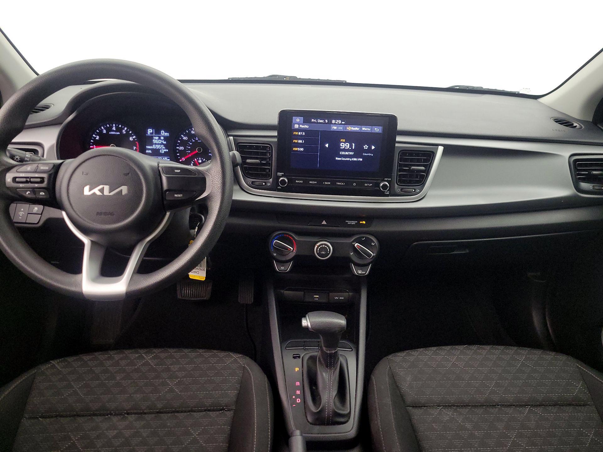 Thumbnail: 2022 Kia Rio - 9