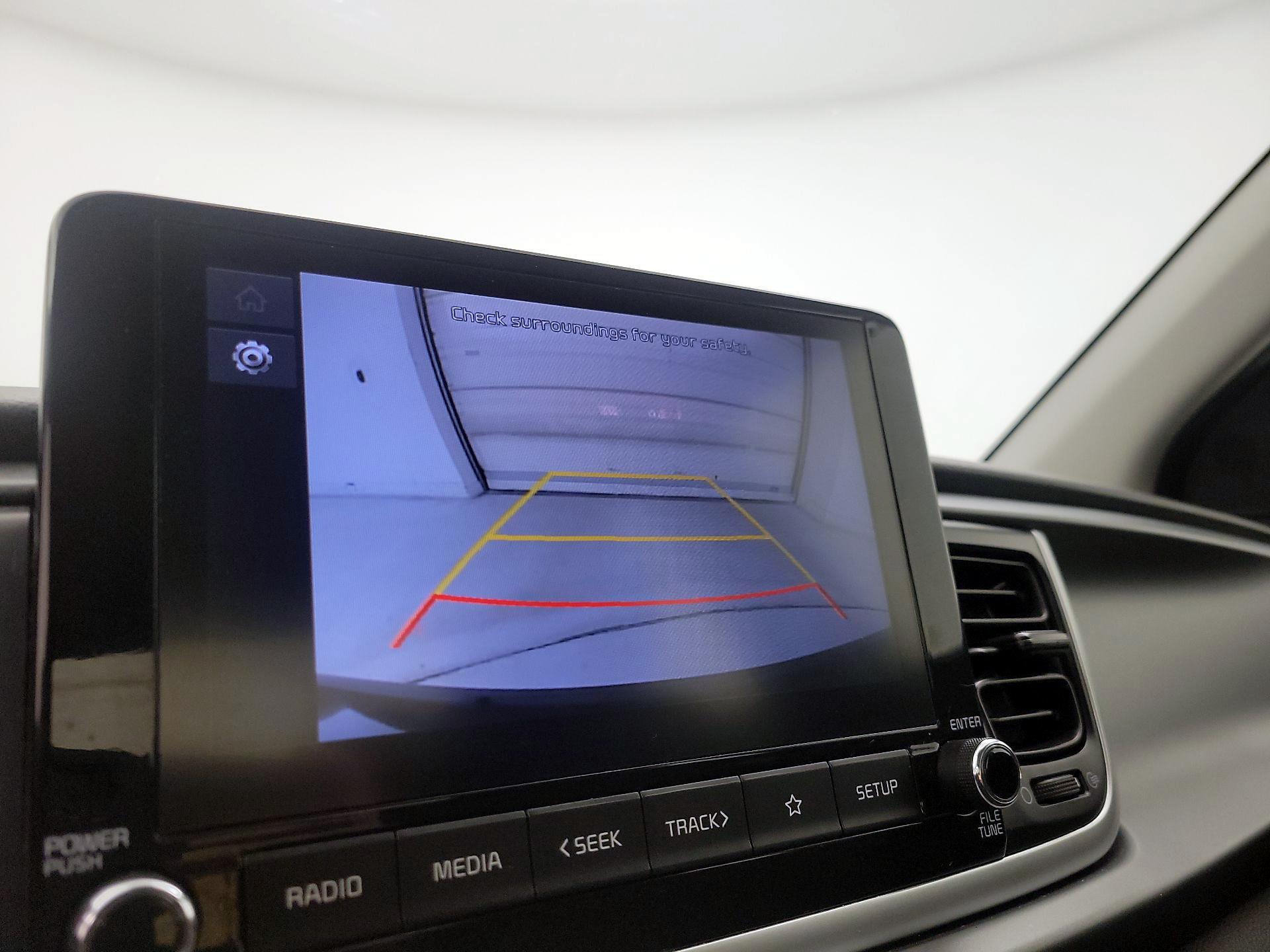 Thumbnail: 2022 Kia Rio - 14