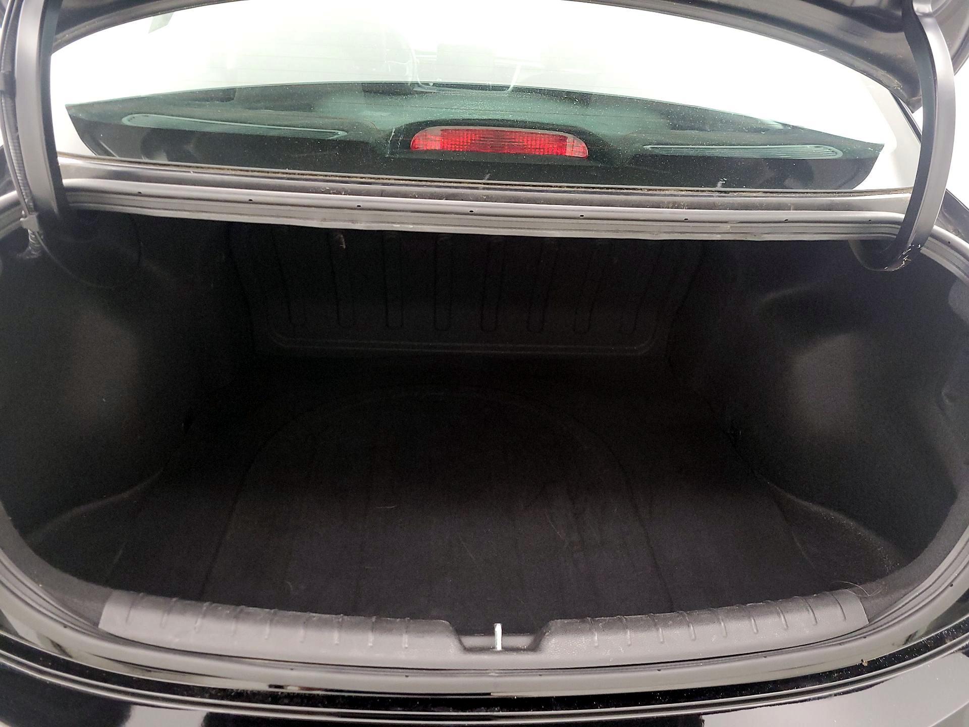 Thumbnail: 2022 Kia Rio - 20