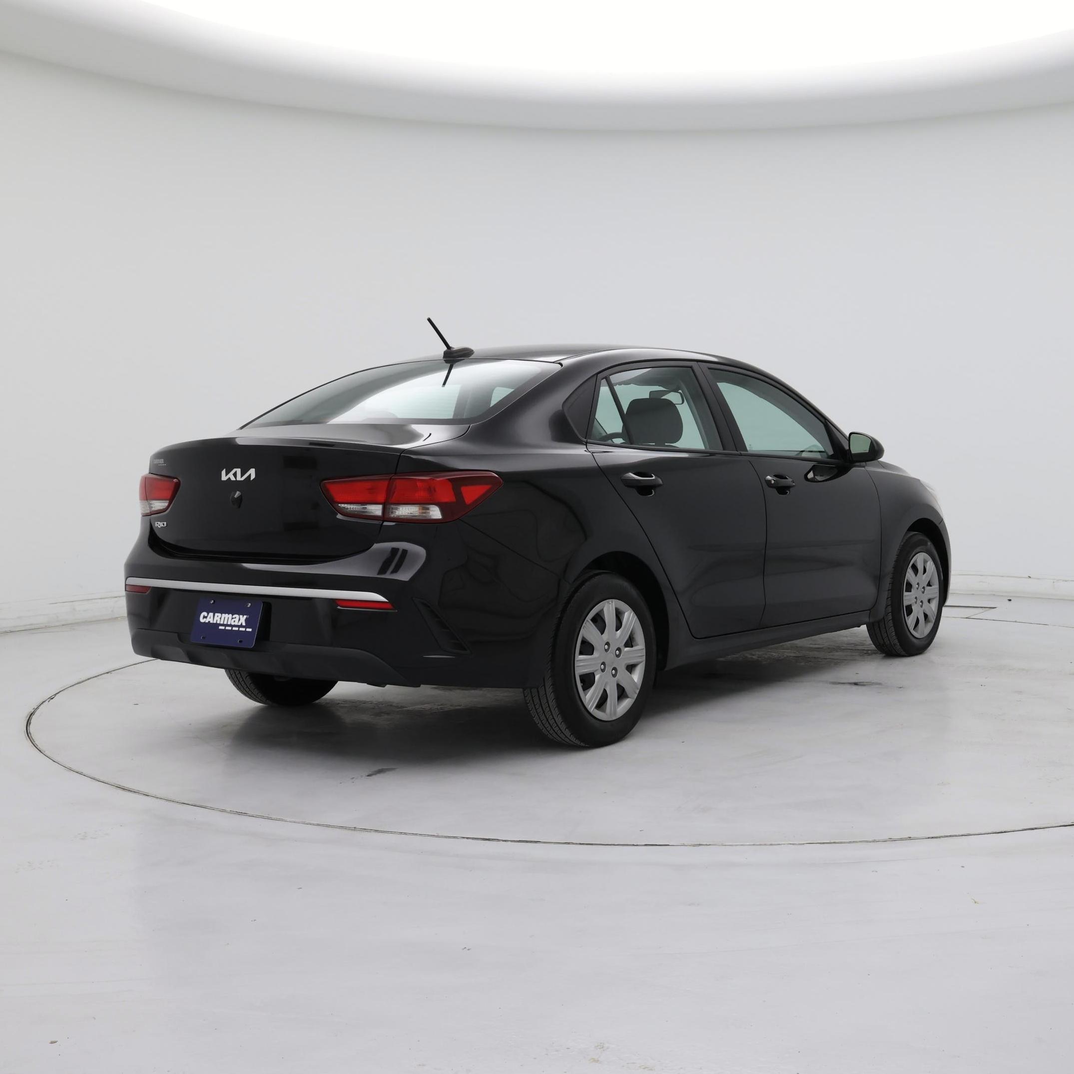 Thumbnail: 2022 Kia Rio - 8