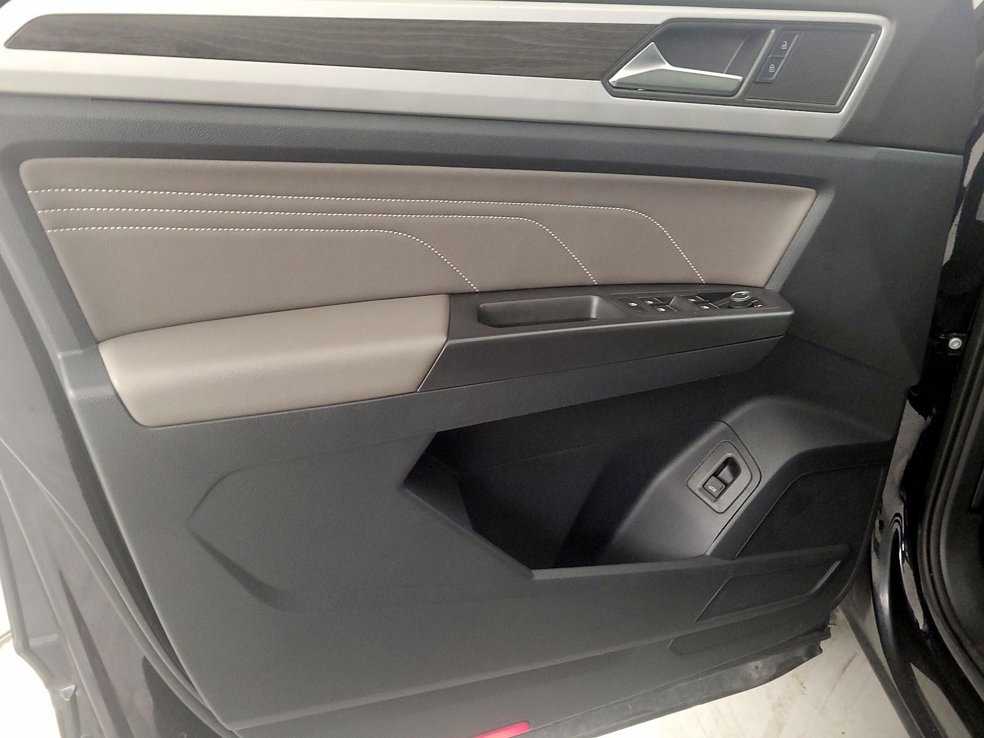 Thumbnail: 2022 Volkswagen Atlas - 12