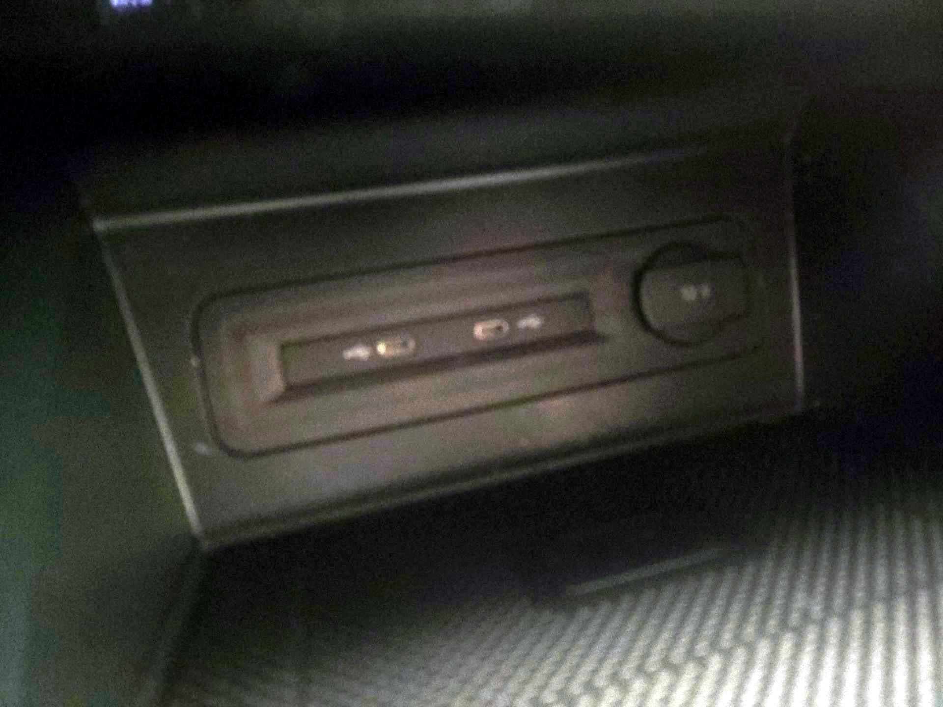 Thumbnail: 2022 Volkswagen Atlas - 18