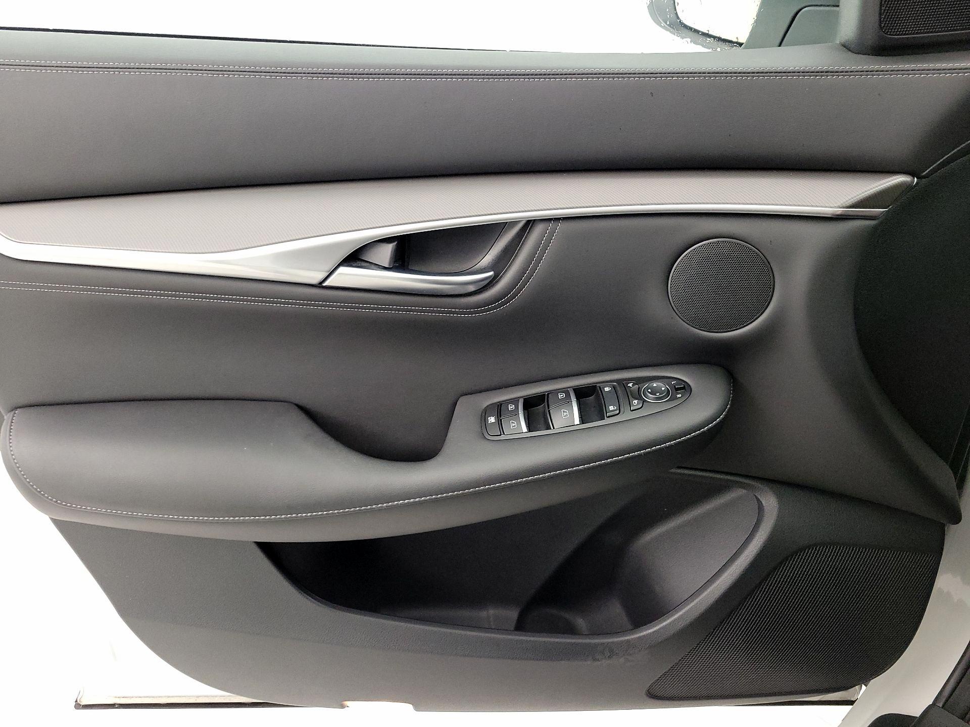 Thumbnail: 2023 INFINITI QX55 - 12