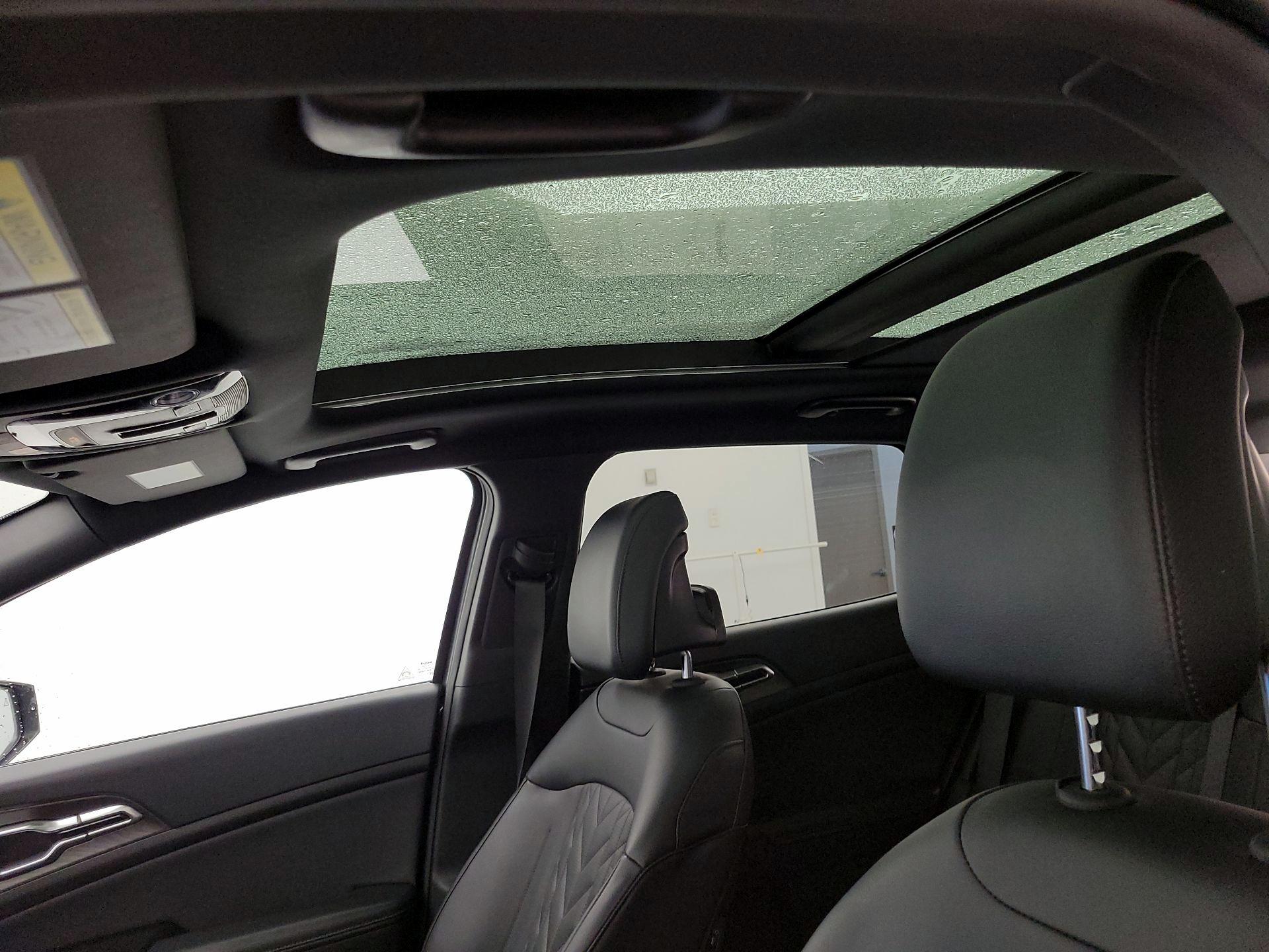 Thumbnail: 2023 Kia Sportage - 20