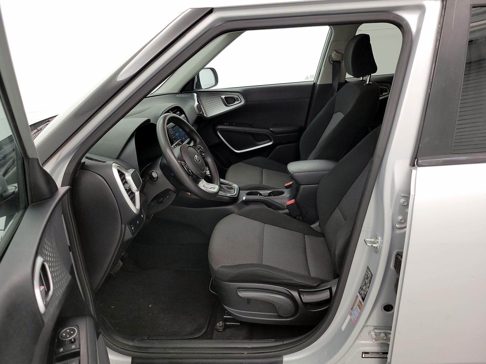 Thumbnail: 2020 Kia Soul - 11