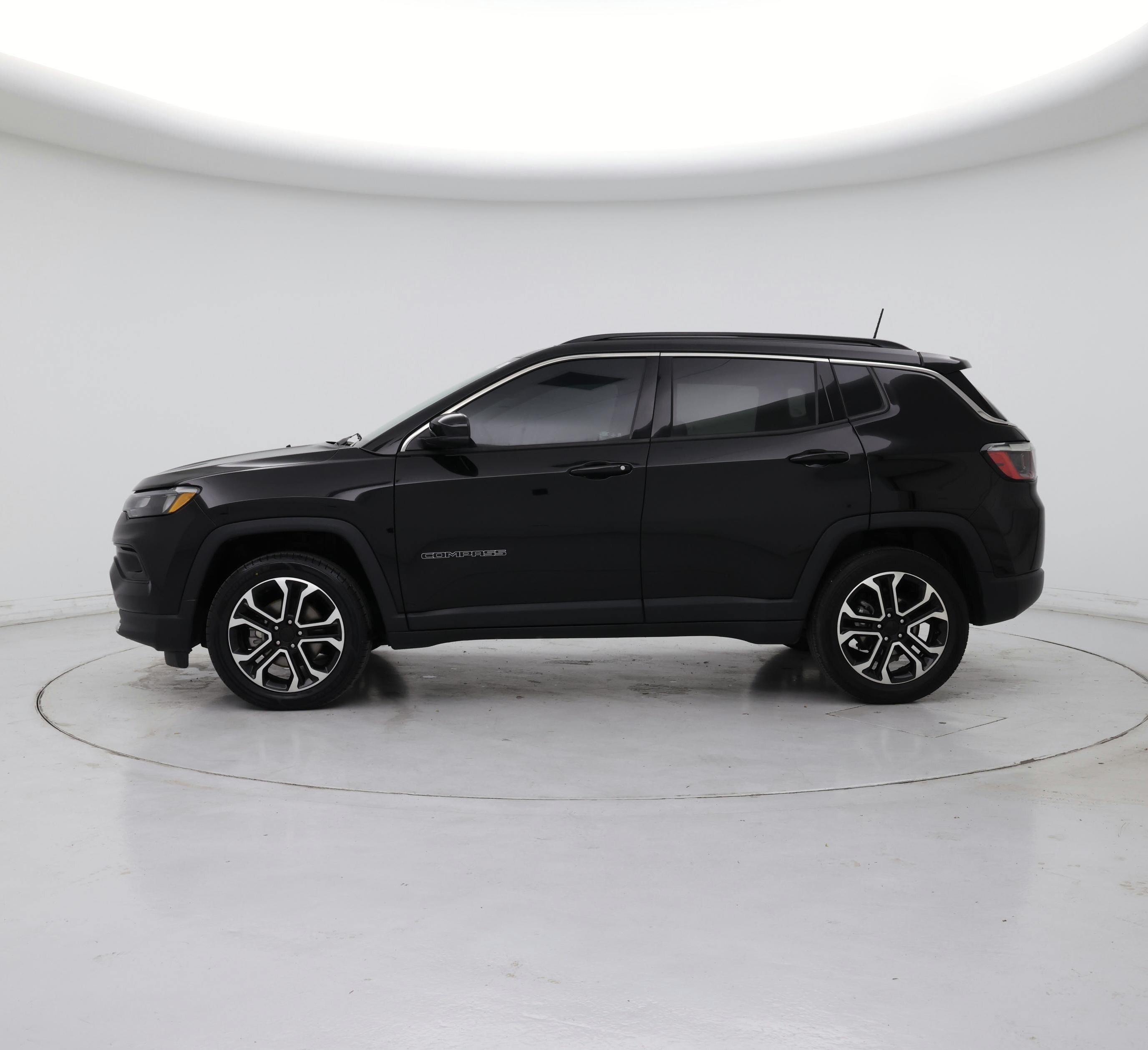 Thumbnail: 2022 Jeep Compass - 3