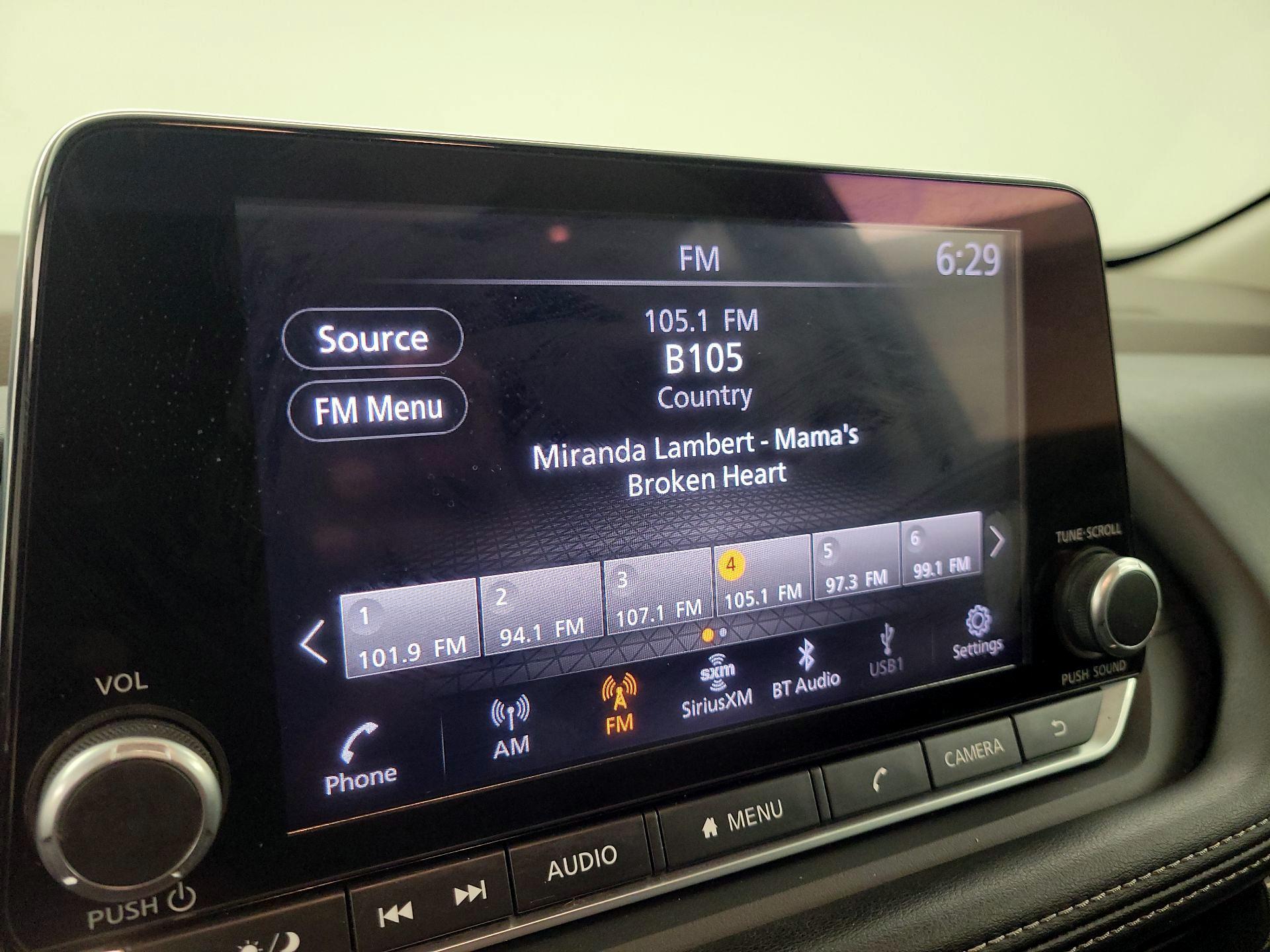 Thumbnail: 2023 Nissan Rogue - 15