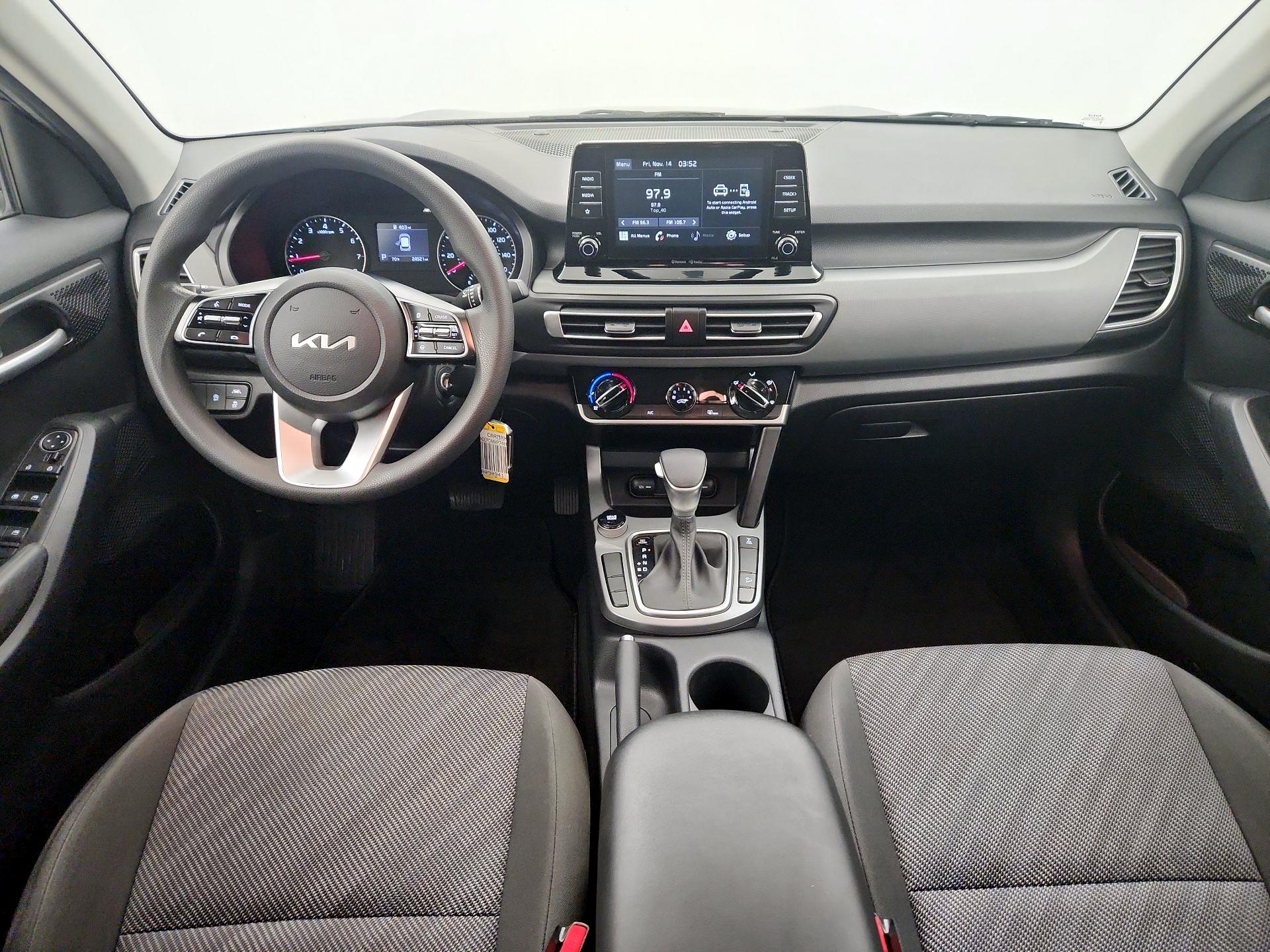 Thumbnail: 2023 Kia Seltos - 9