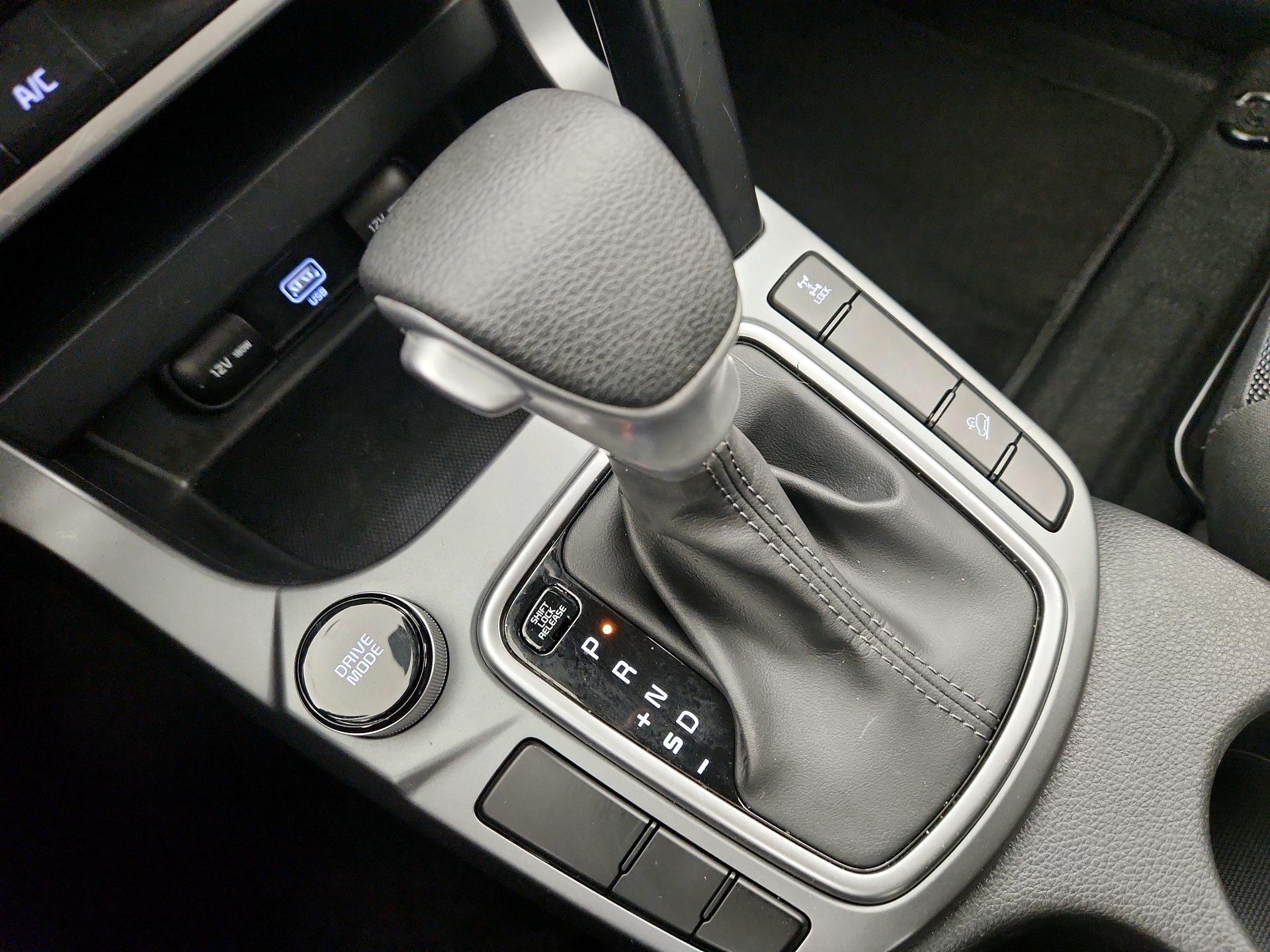 Thumbnail: 2023 Kia Seltos - 17