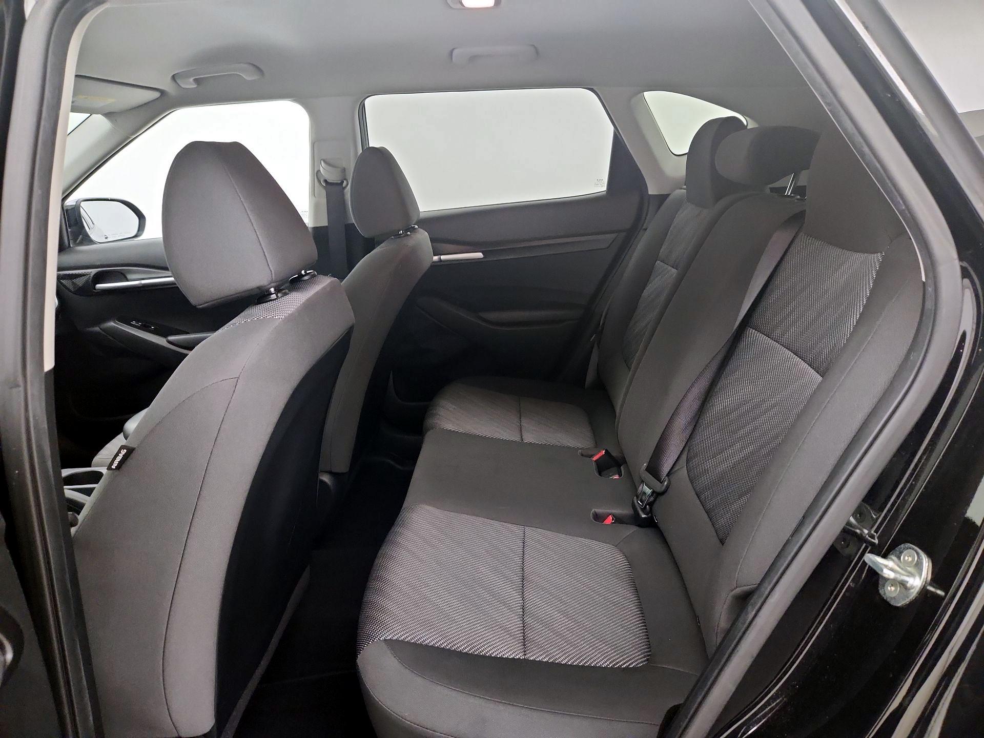 Thumbnail: 2023 Kia Seltos - 19