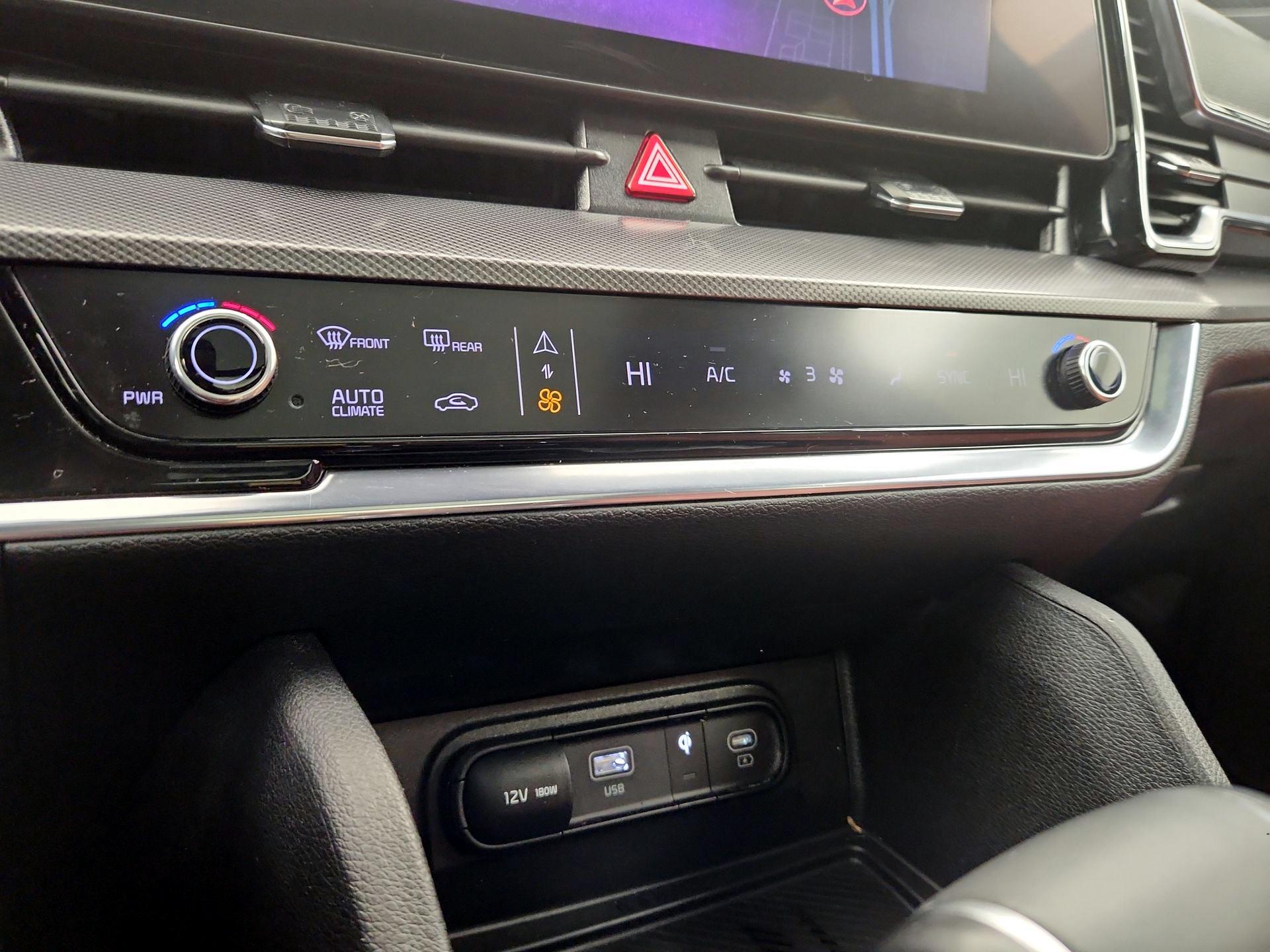 Thumbnail: 2023 Kia Sportage - 17