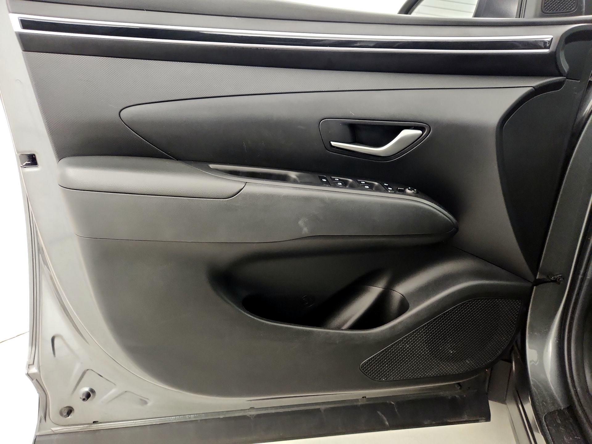 Thumbnail: 2023 Hyundai Tucson - 12