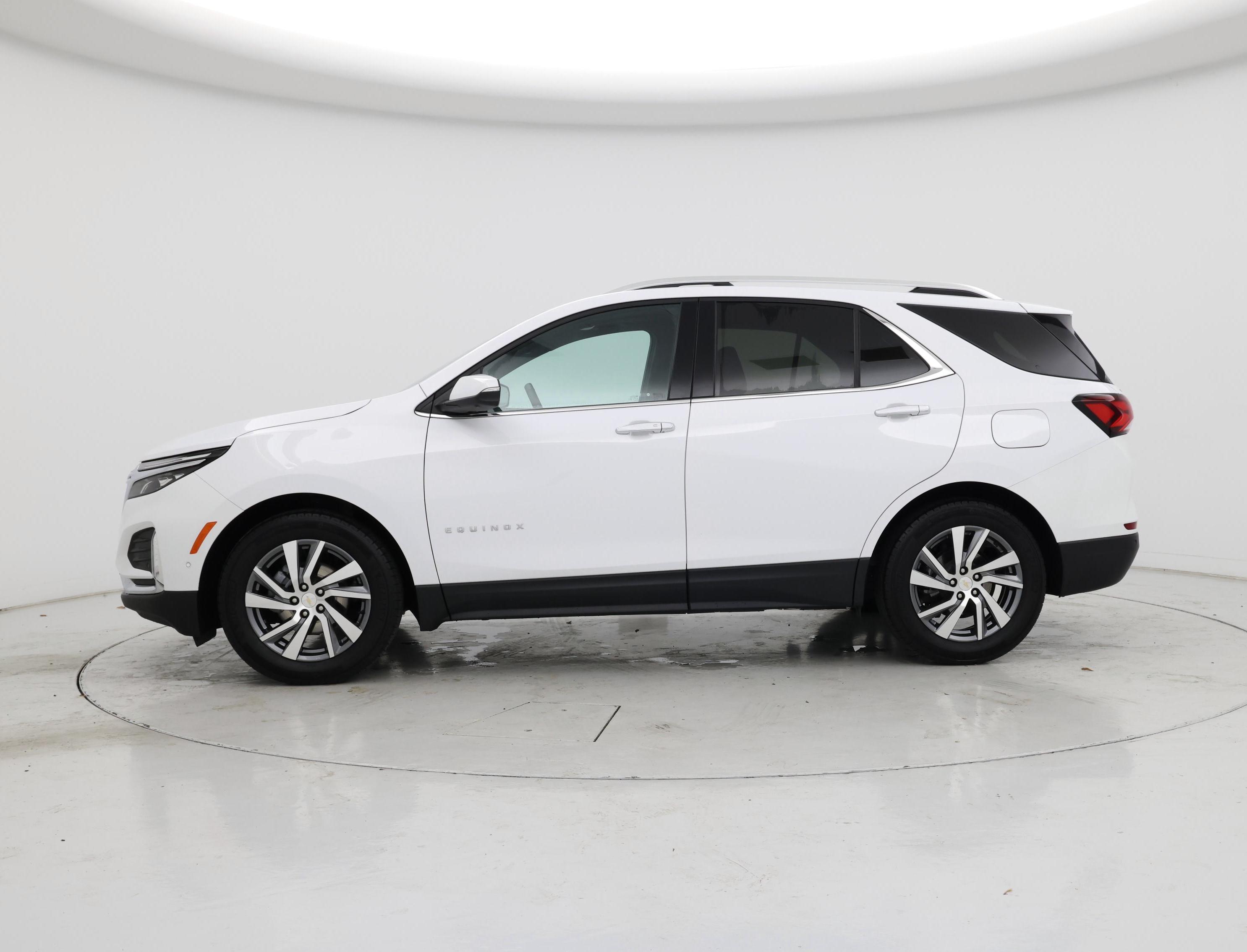 Thumbnail: 2023 Chevrolet Equinox - 3