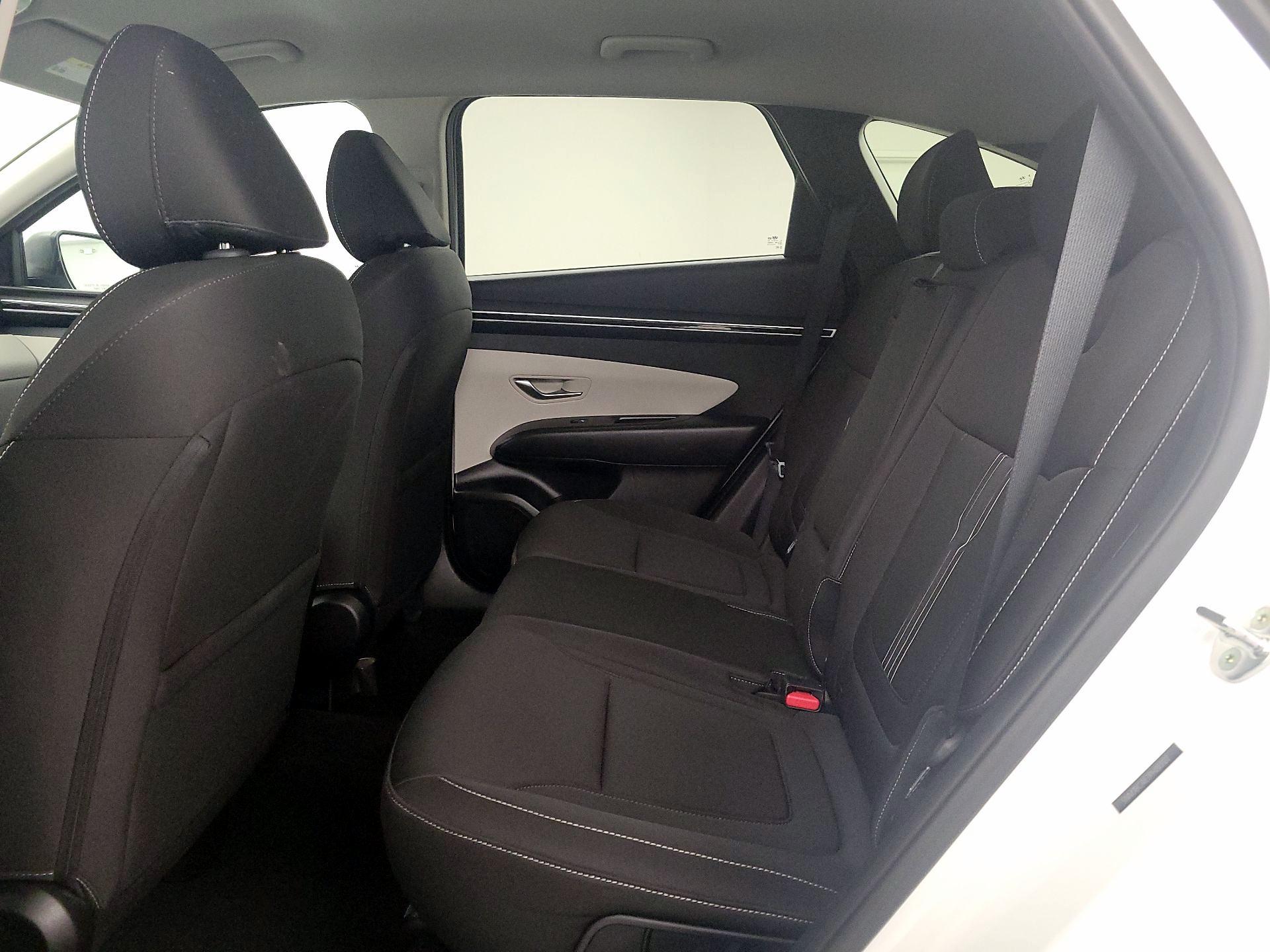 Thumbnail: 2023 Hyundai Tucson - 19