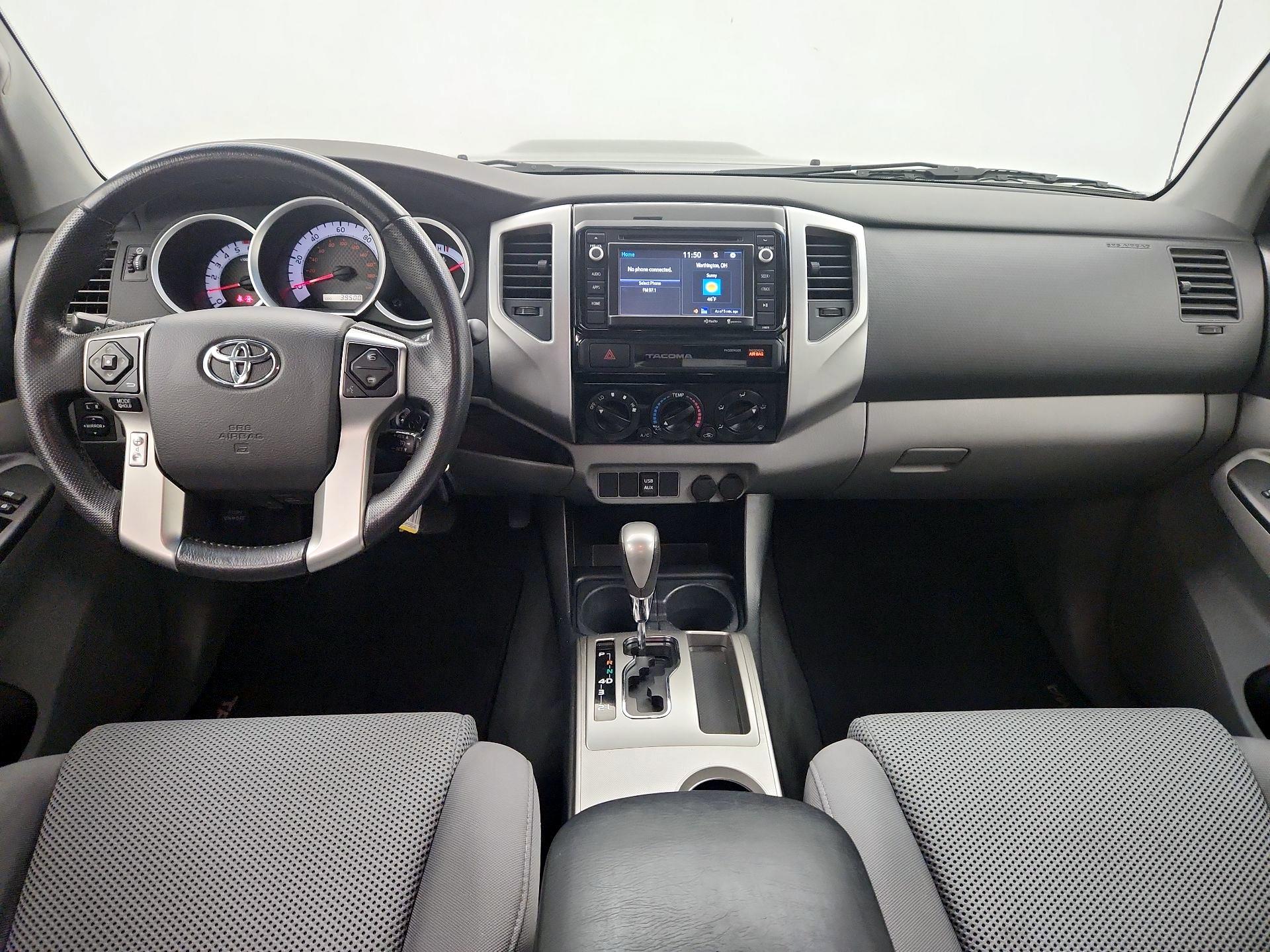 Thumbnail: 2015 Toyota Tacoma - 9