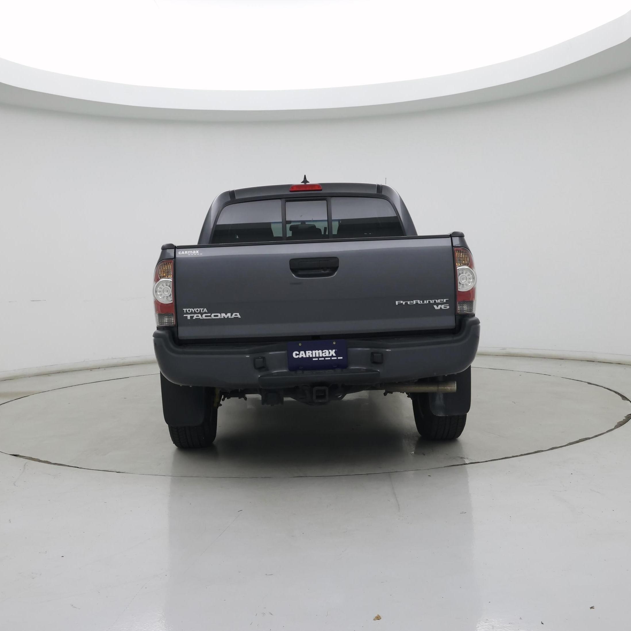 Thumbnail: 2015 Toyota Tacoma - 6