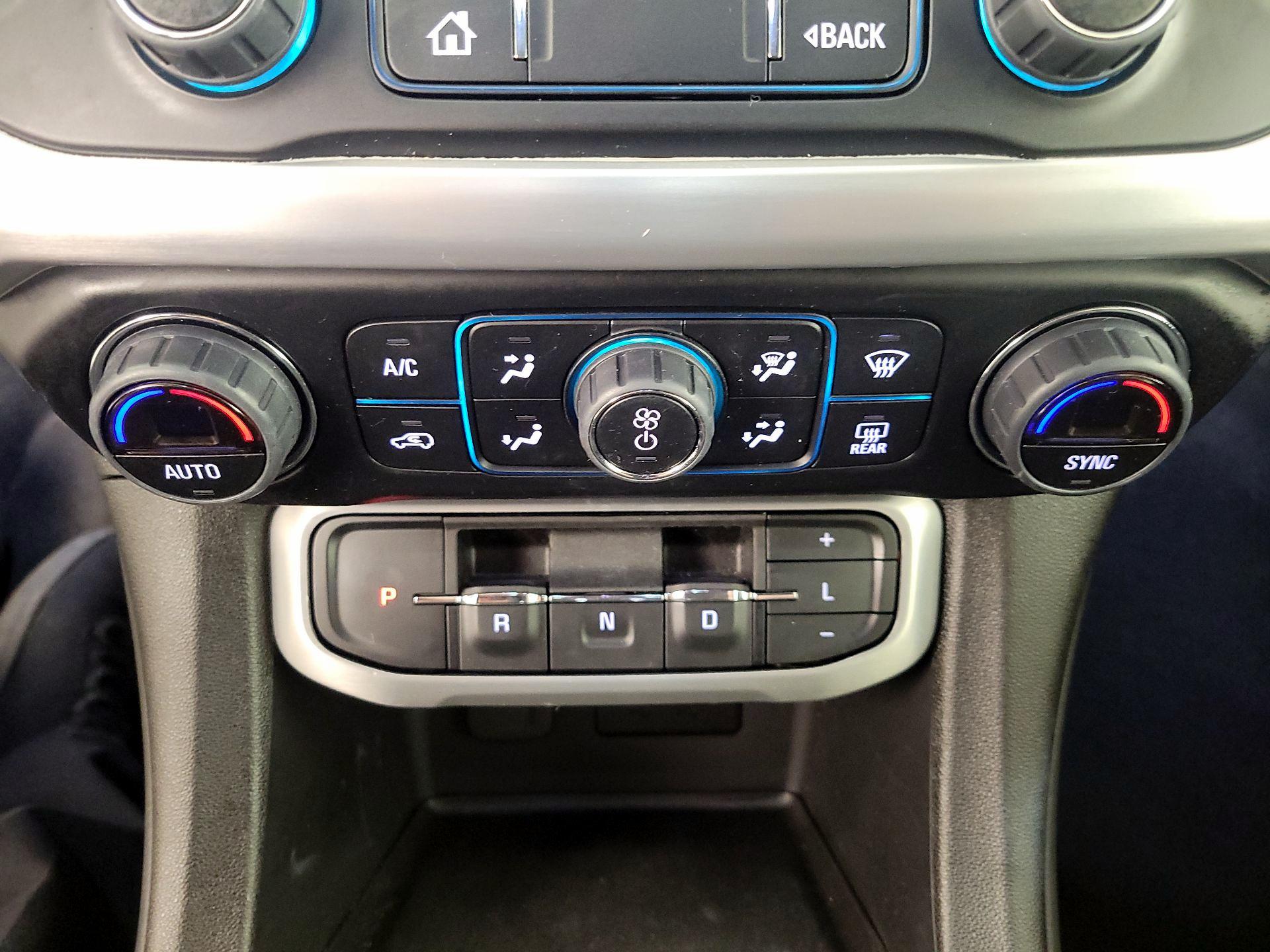 Thumbnail: 2023 GMC Acadia - 17