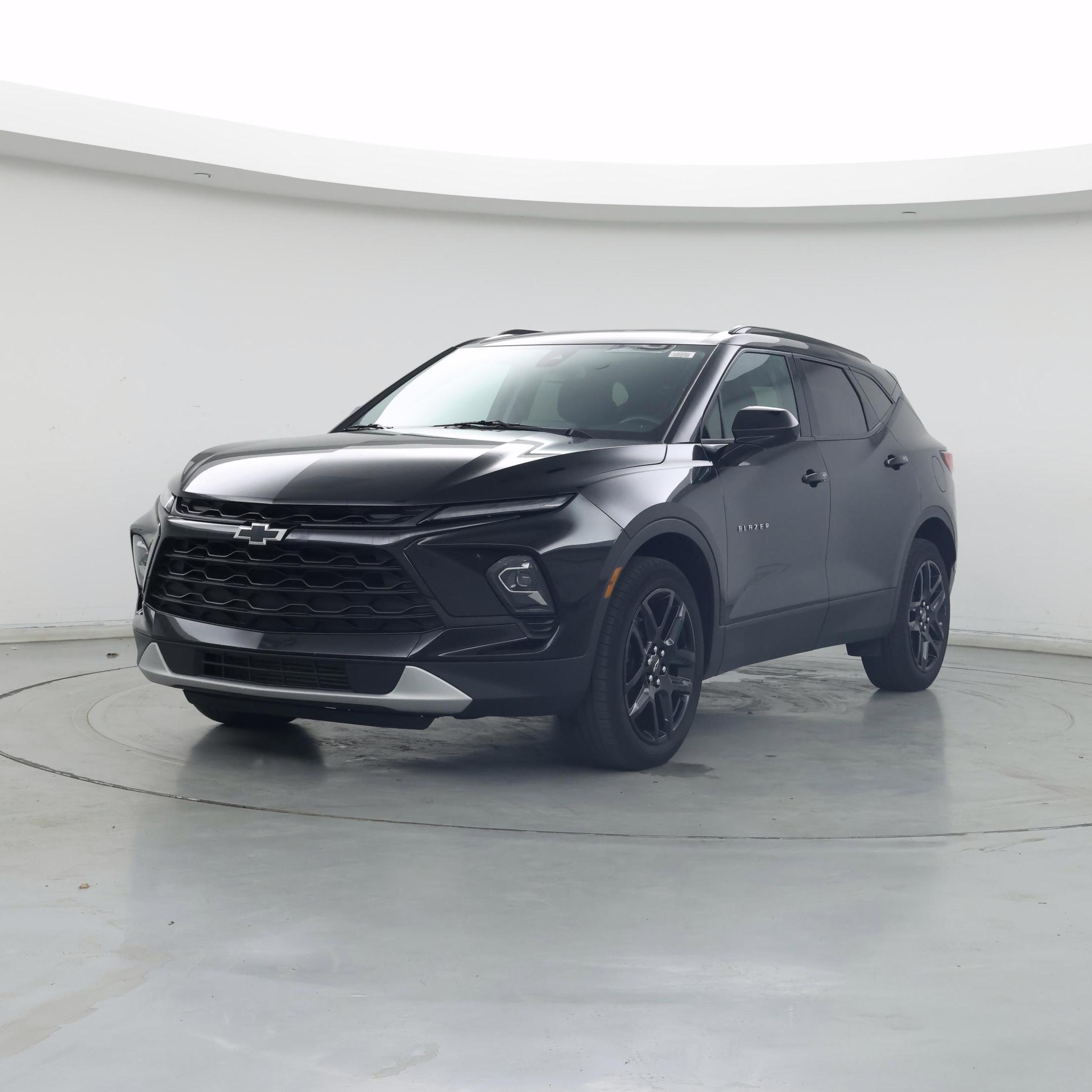 Thumbnail: 2023 Chevrolet Blazer - 4