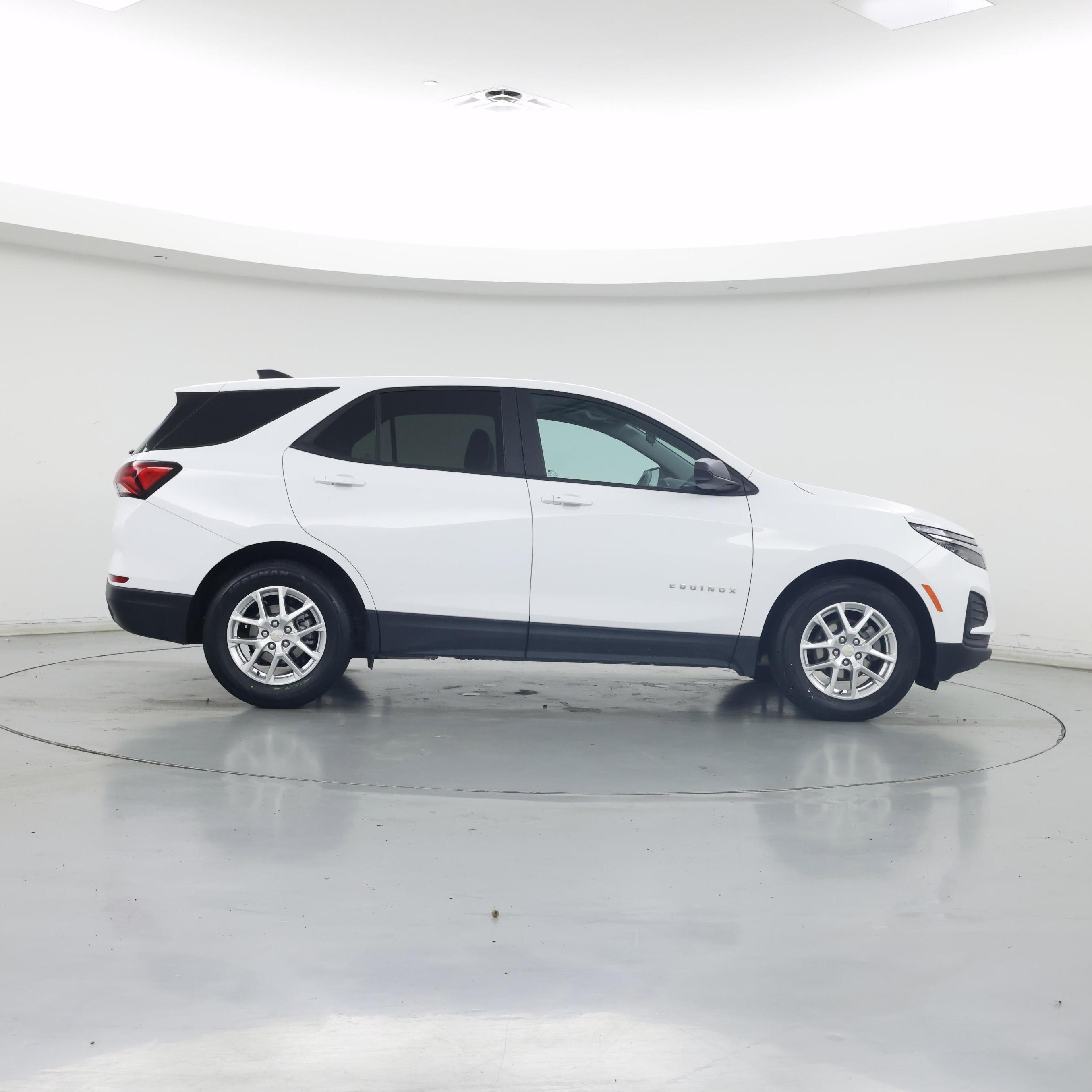 Thumbnail: 2022 Chevrolet Equinox - 7